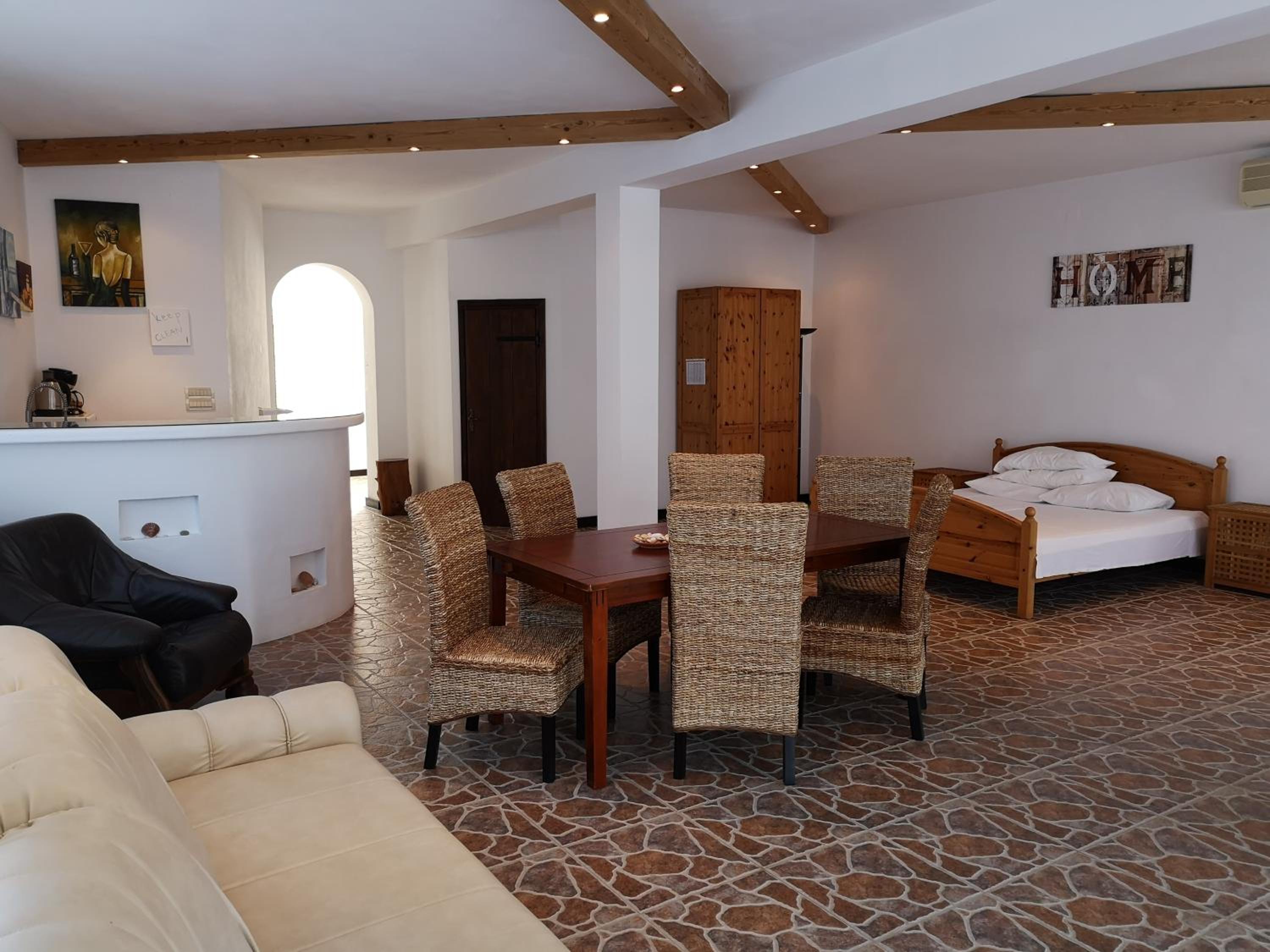 Residence Romansa view 4