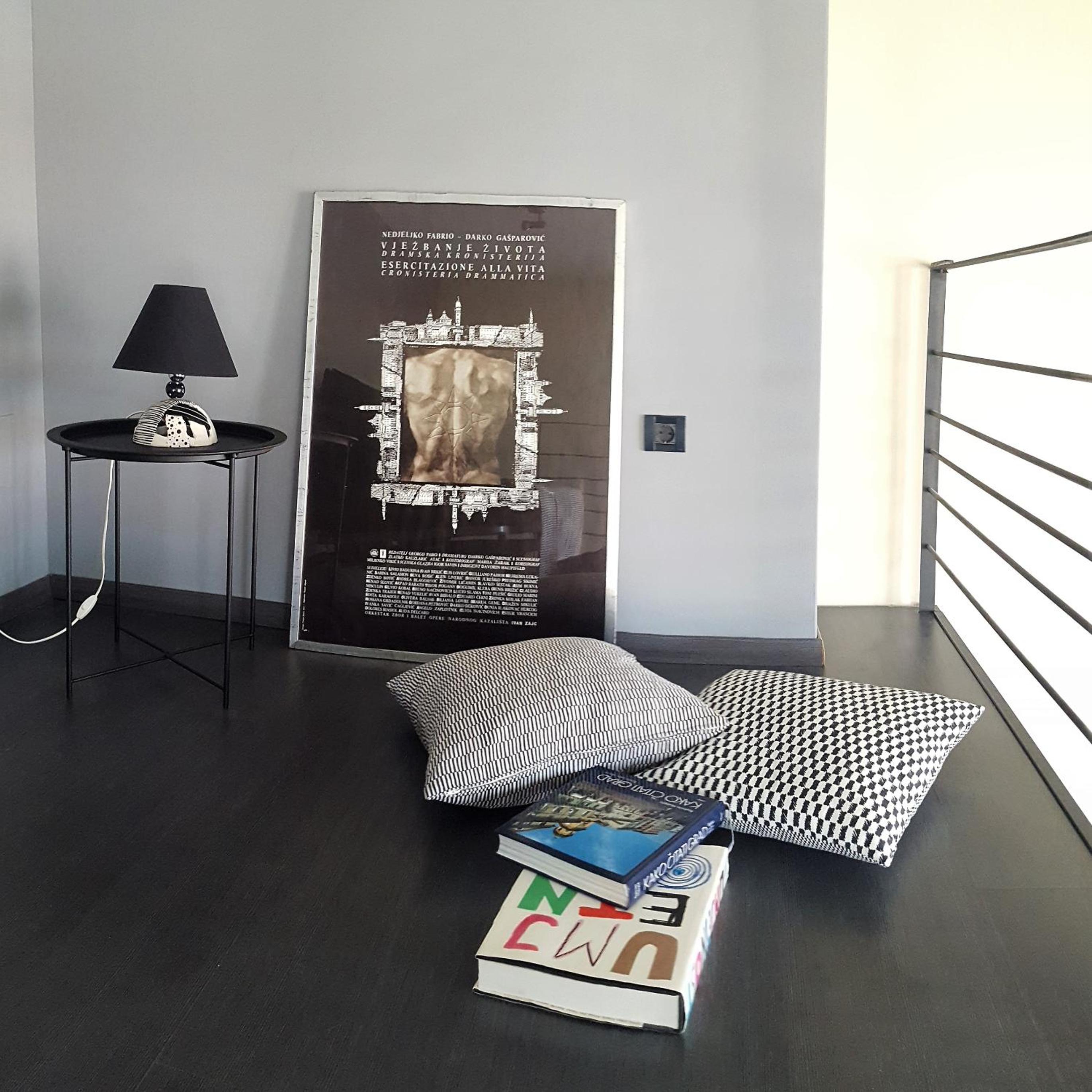 Gallery view 4