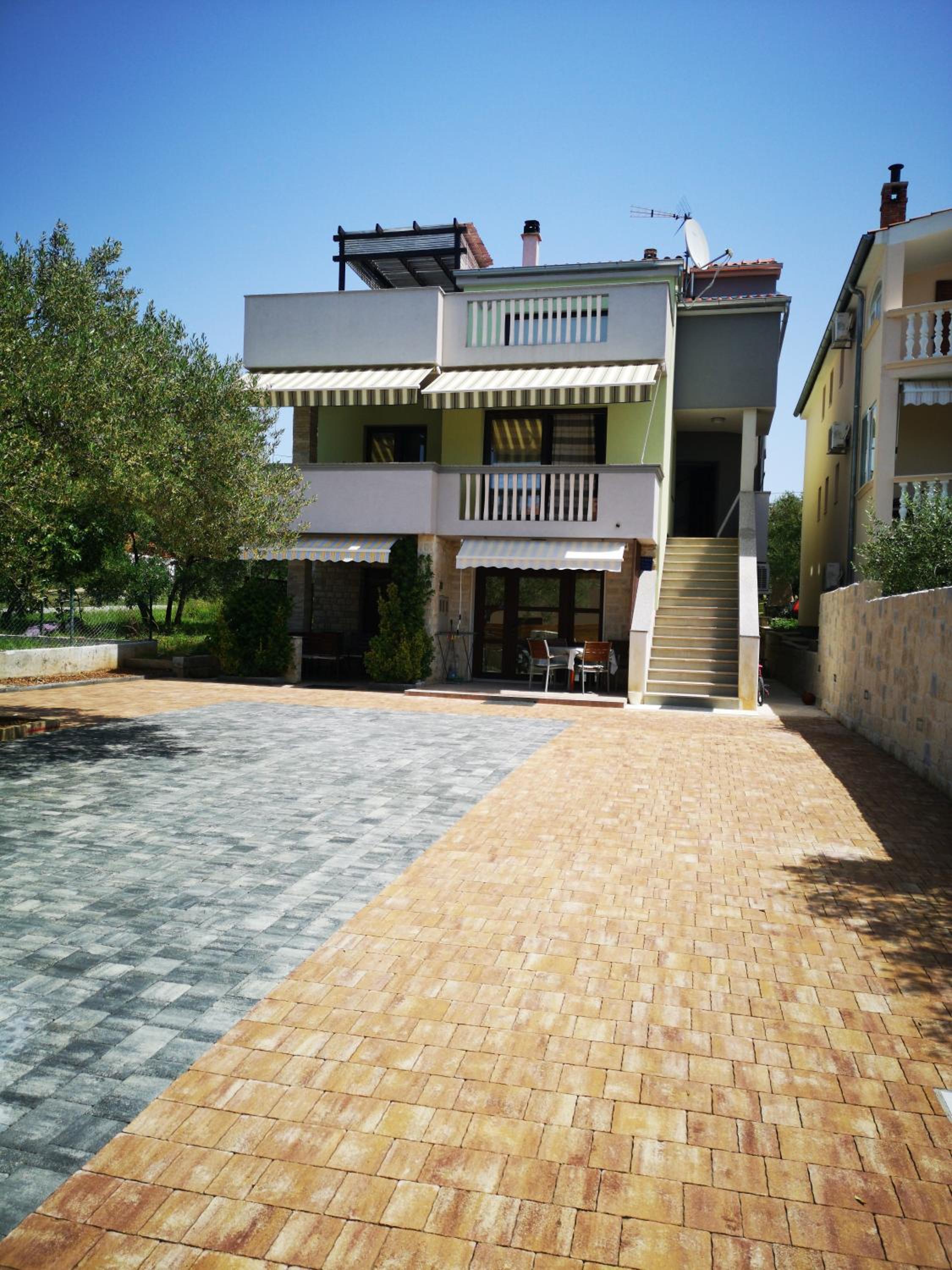 Apartments Bosana XIV