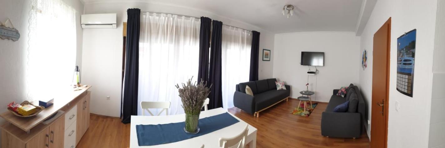 Central, spacious, great view view 5