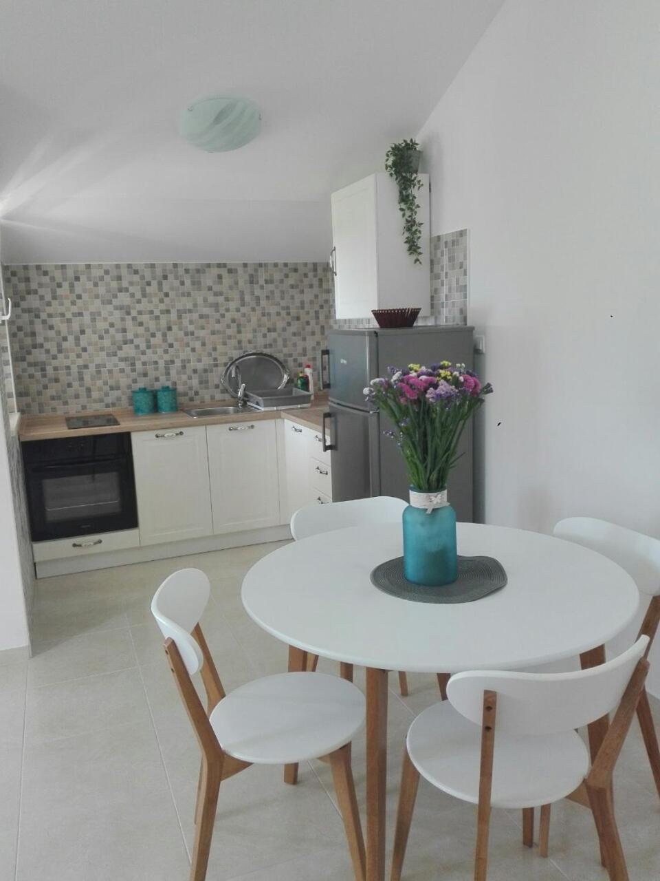 Apartments Barić Kučište