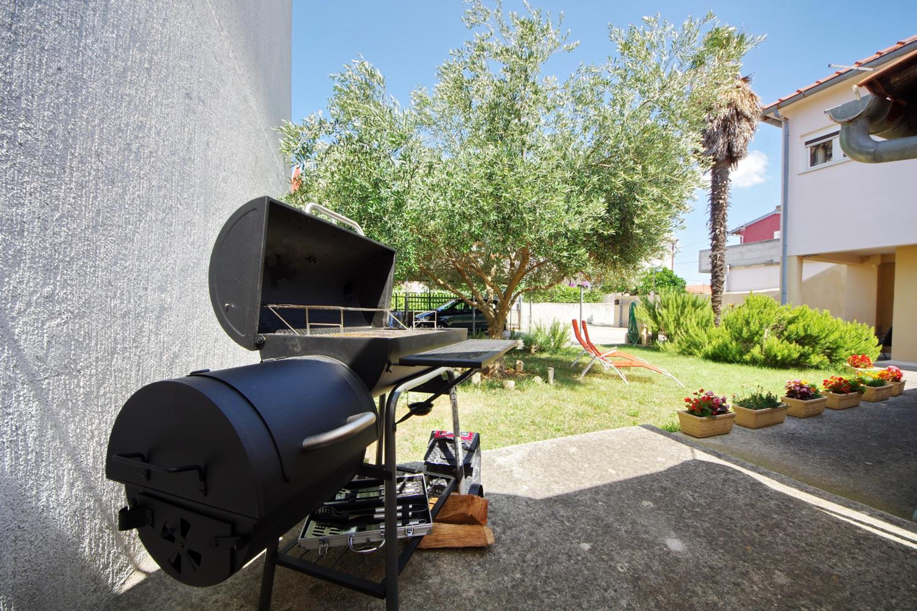 Apartman Olive Garden view 4