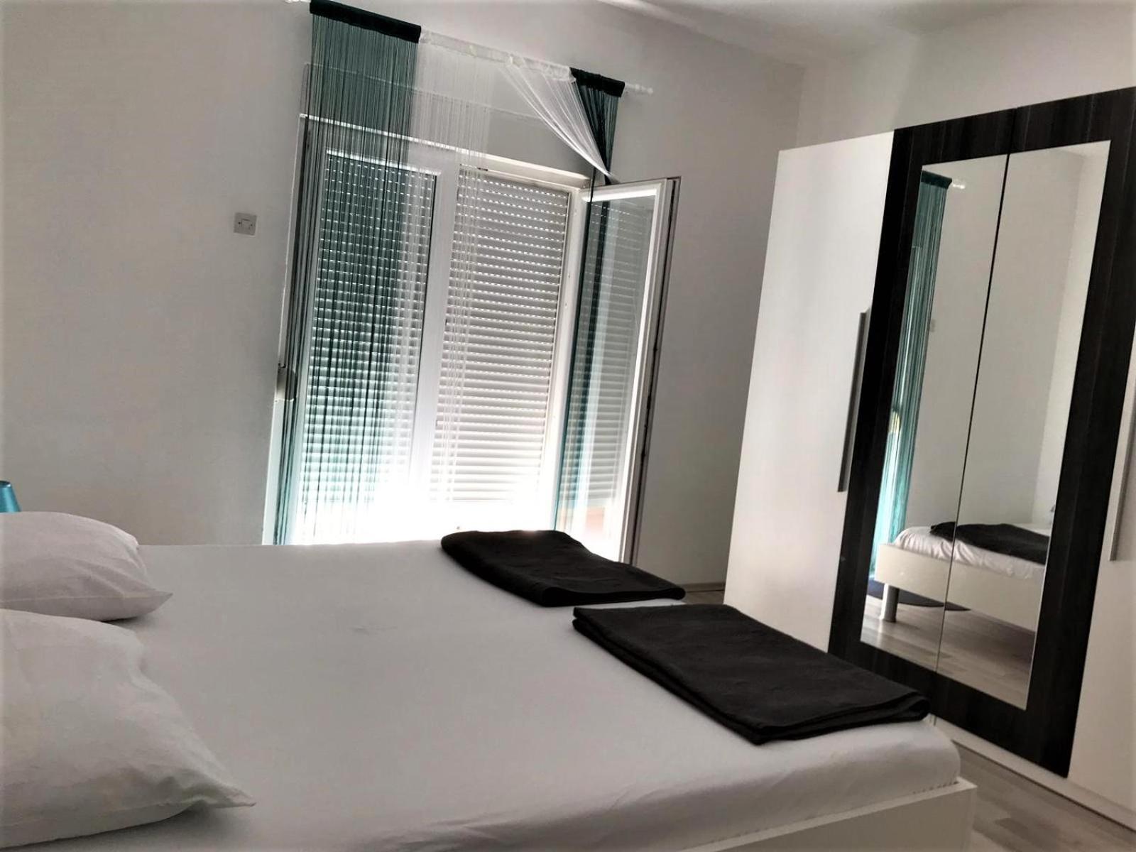 Apartments Benic view 5