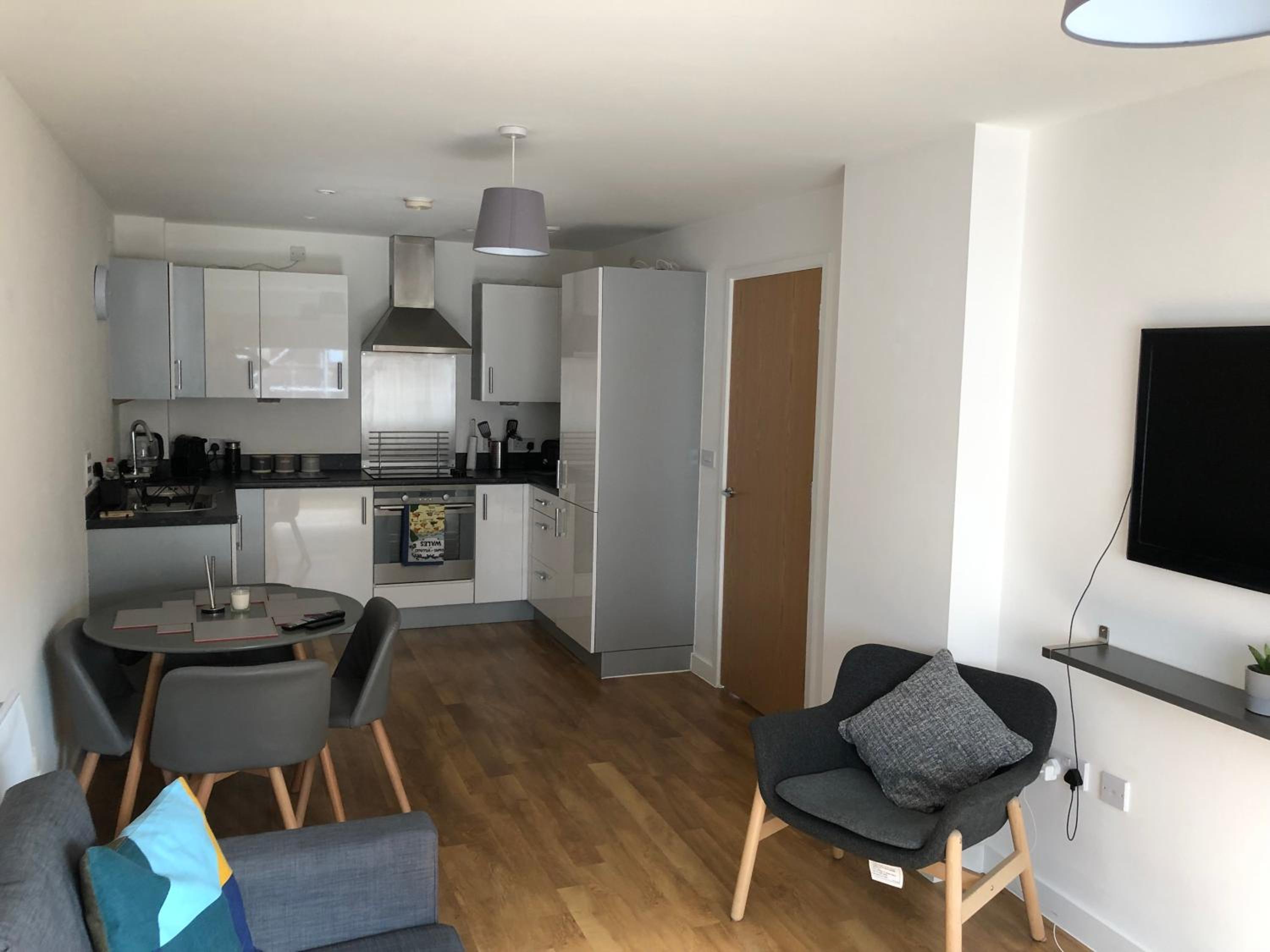 Quayside Apartment in Cardiff Bay