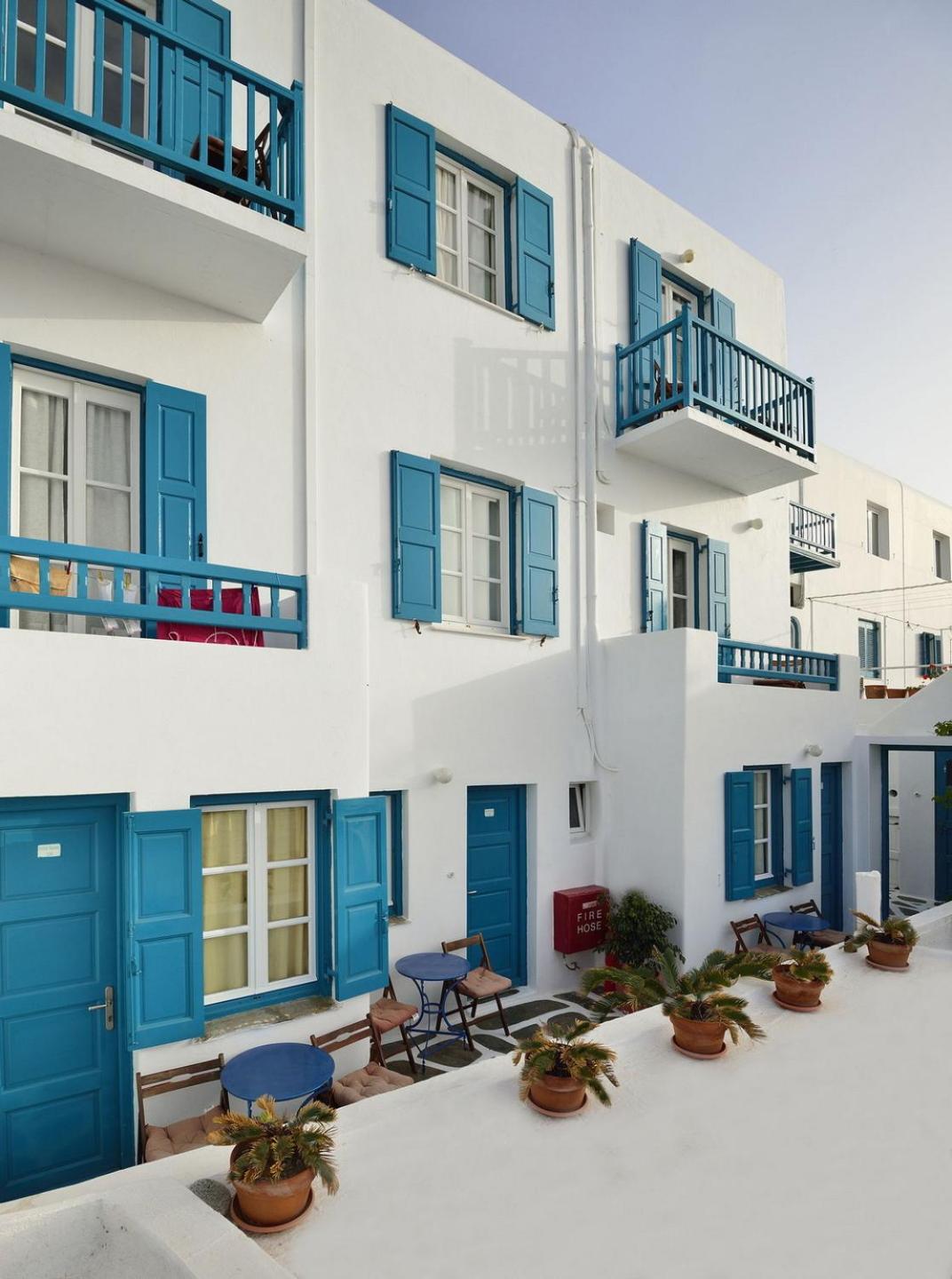 Hotel Nazos - Image 1