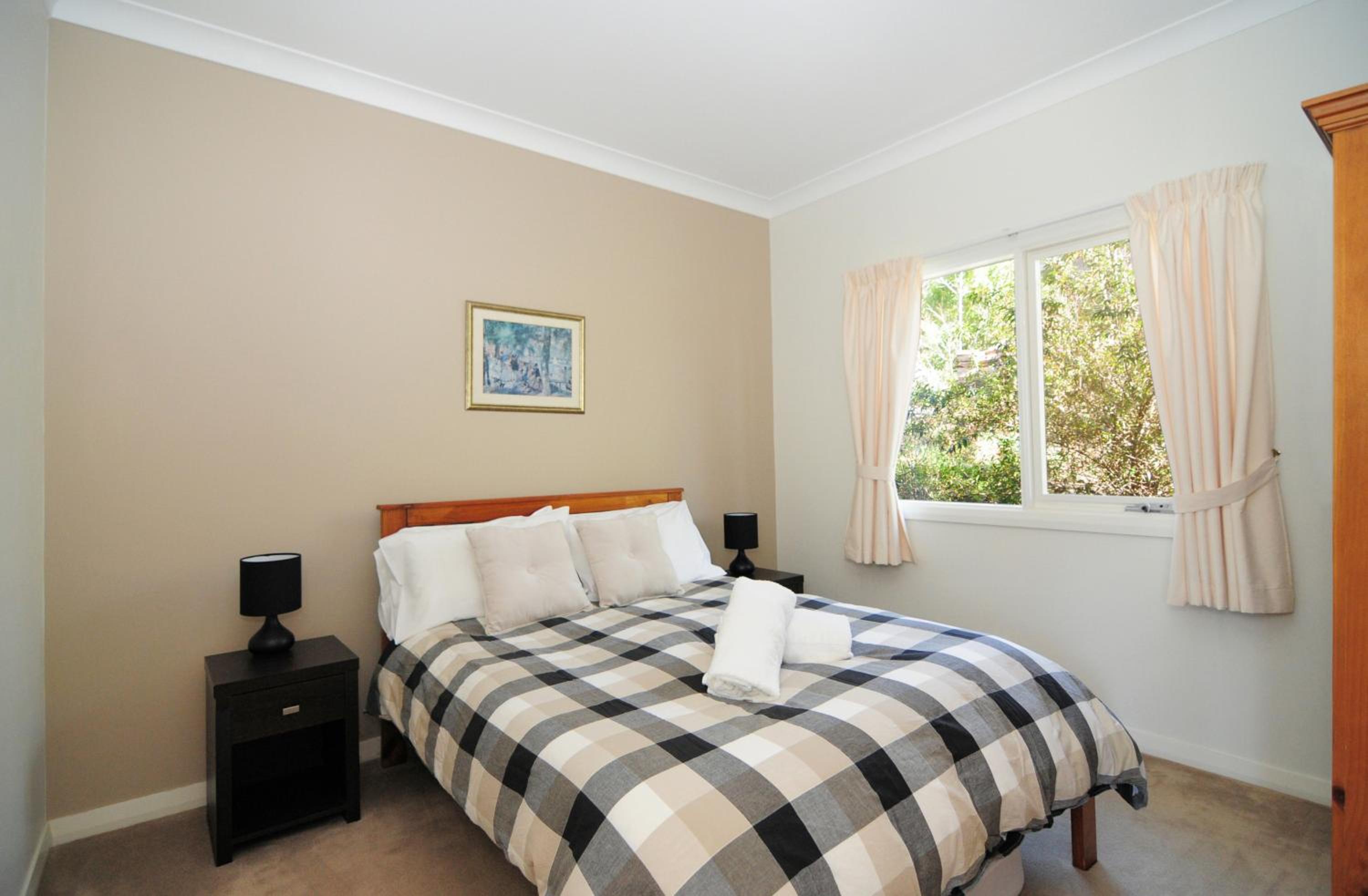 Bimbadeen Comfortable country styled house