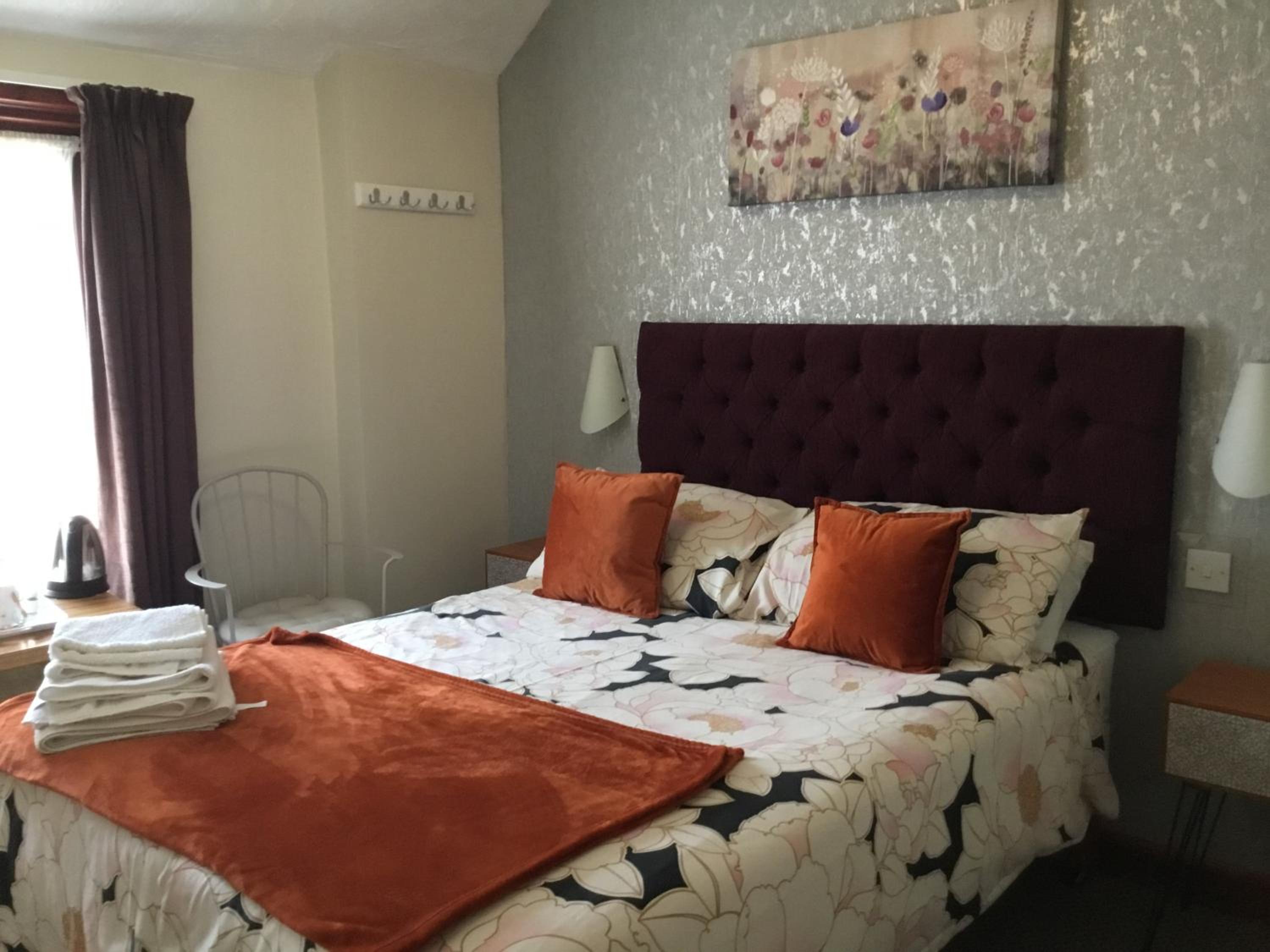 Kirkstall Guest House