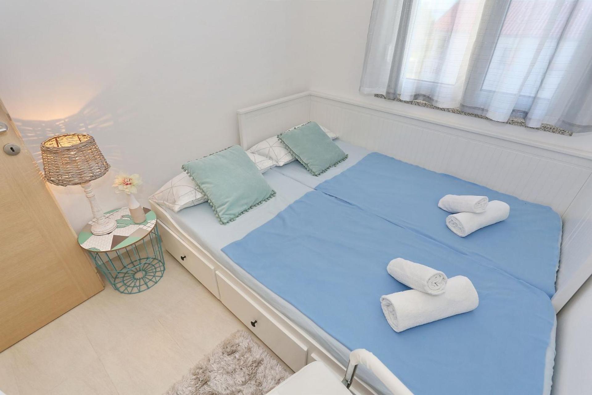 Villa Nivel en Vir