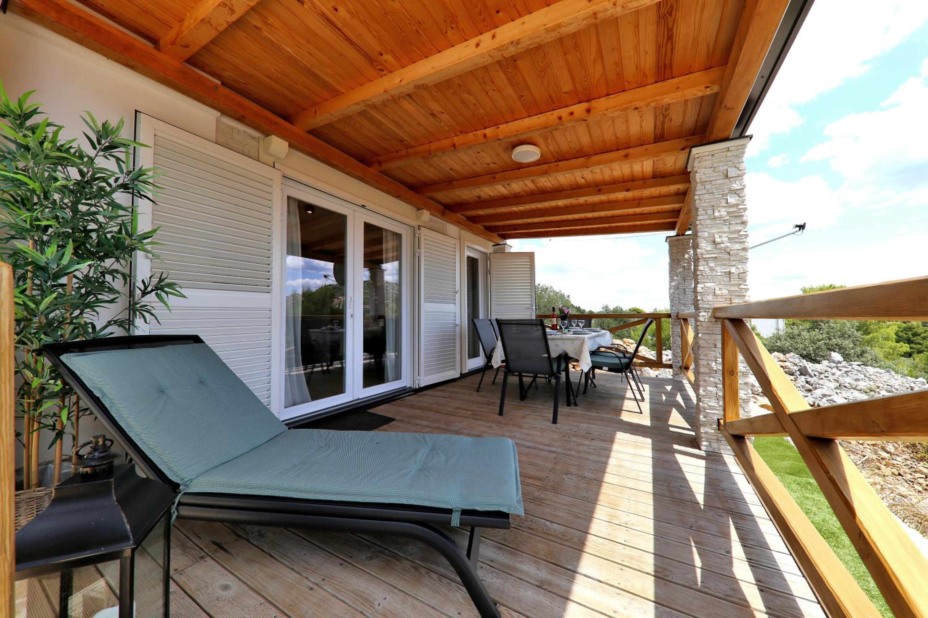 Camp Lostura Slanica view 5