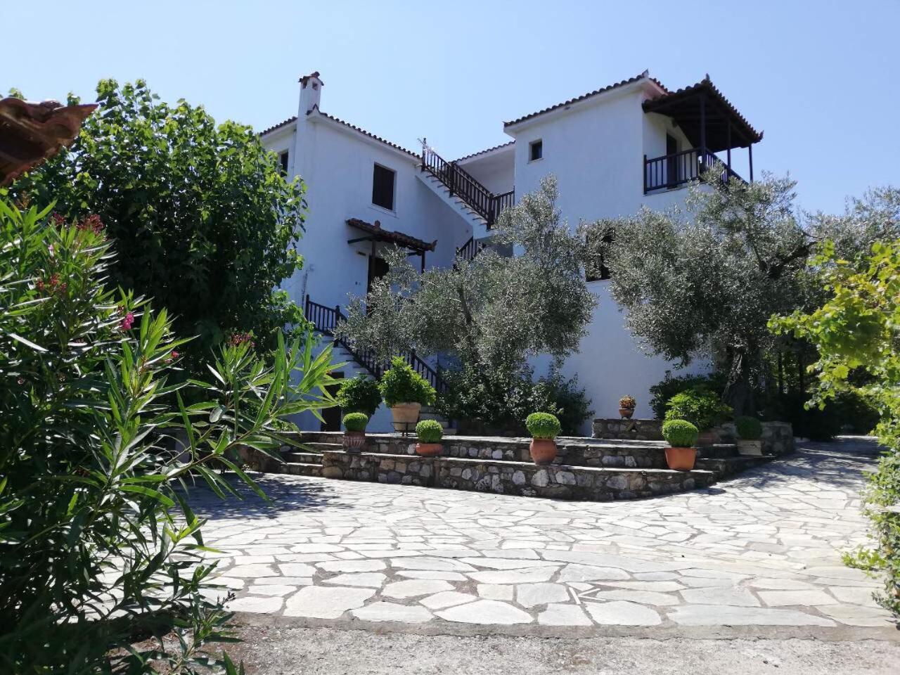 Marlitsis Apartments & Studios view 5