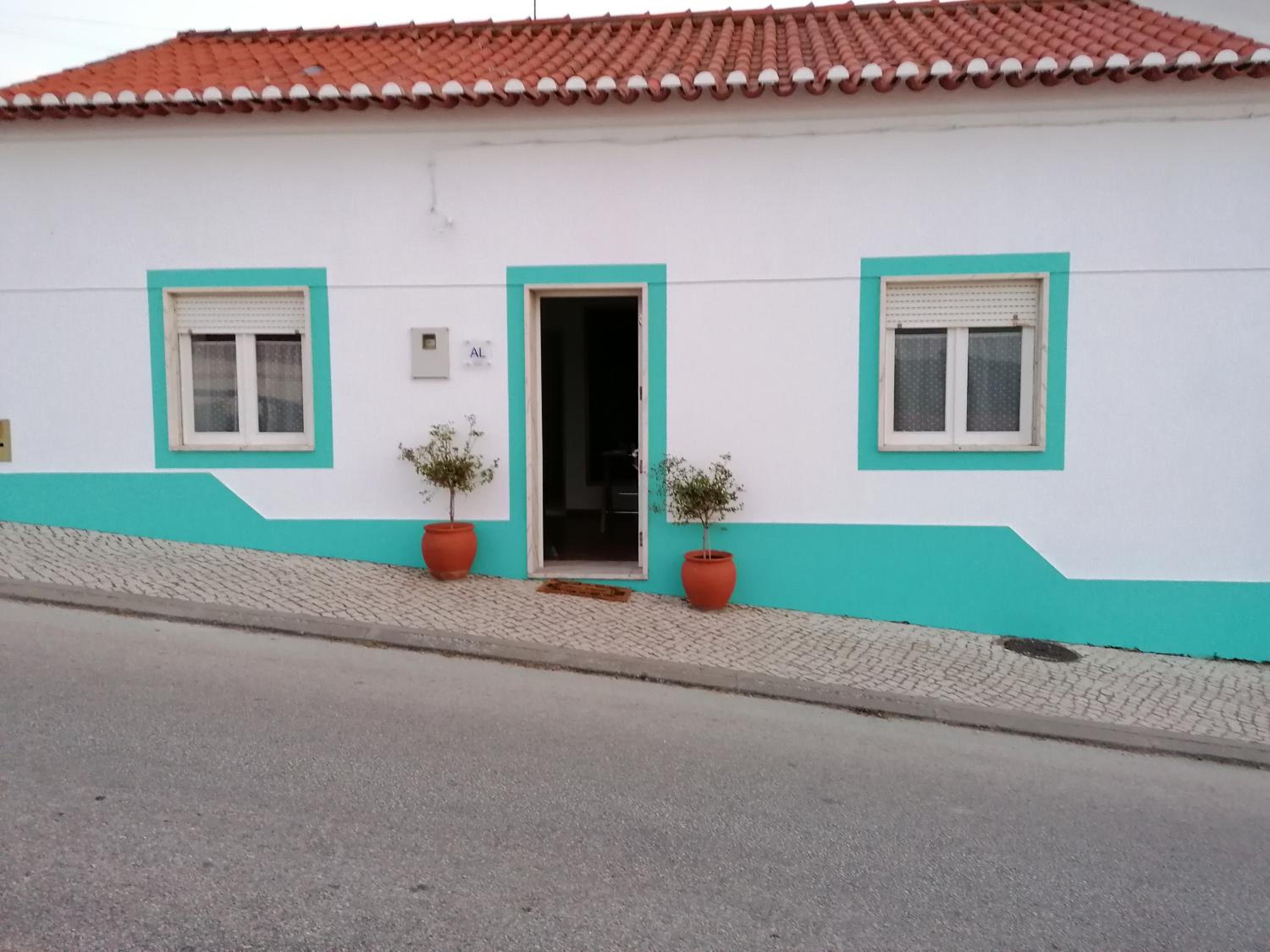 Carlo's Beach Guest House view 5