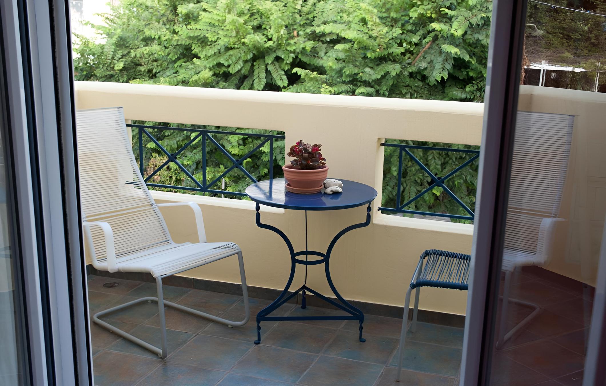 balcony