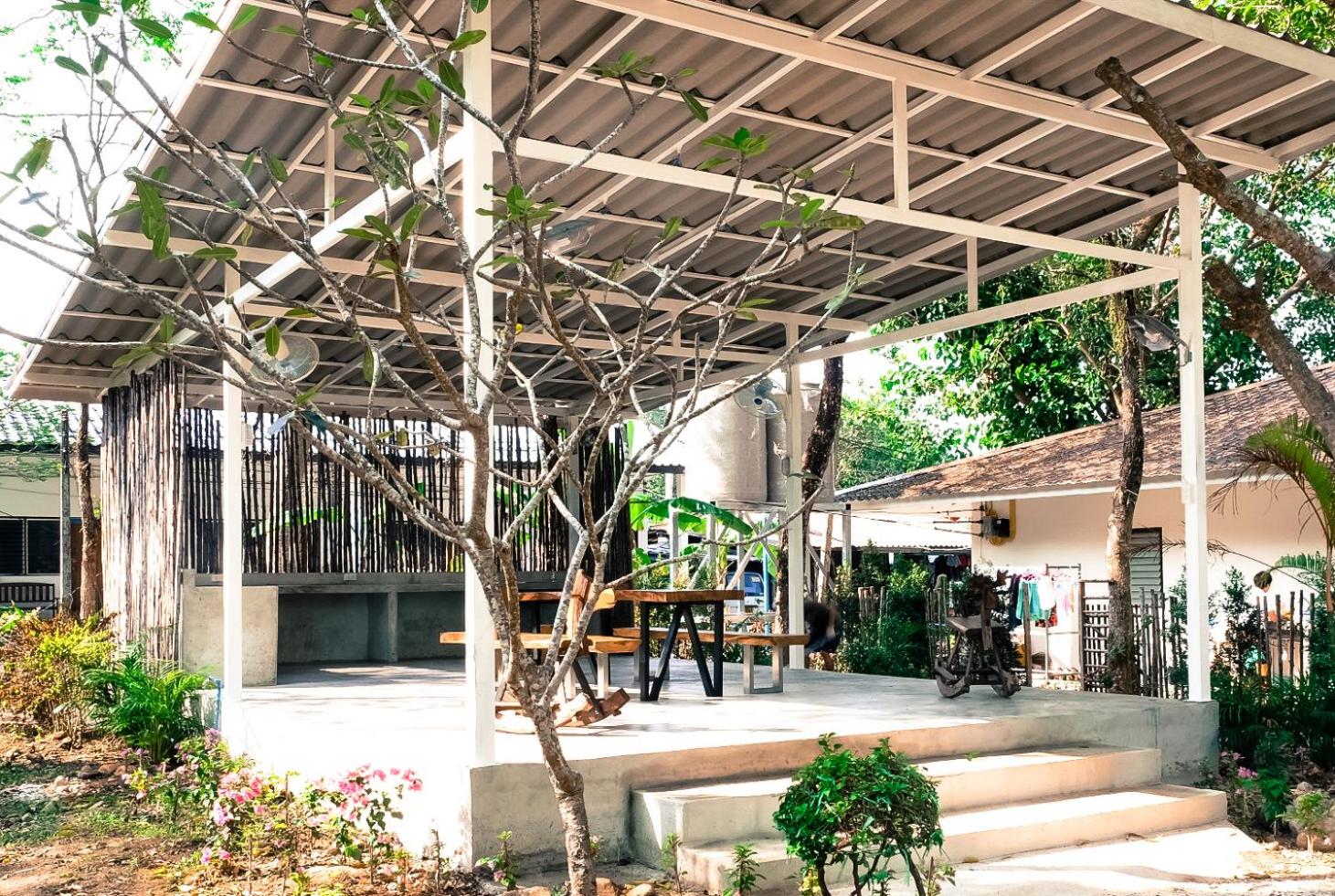 Green Tree House Resort