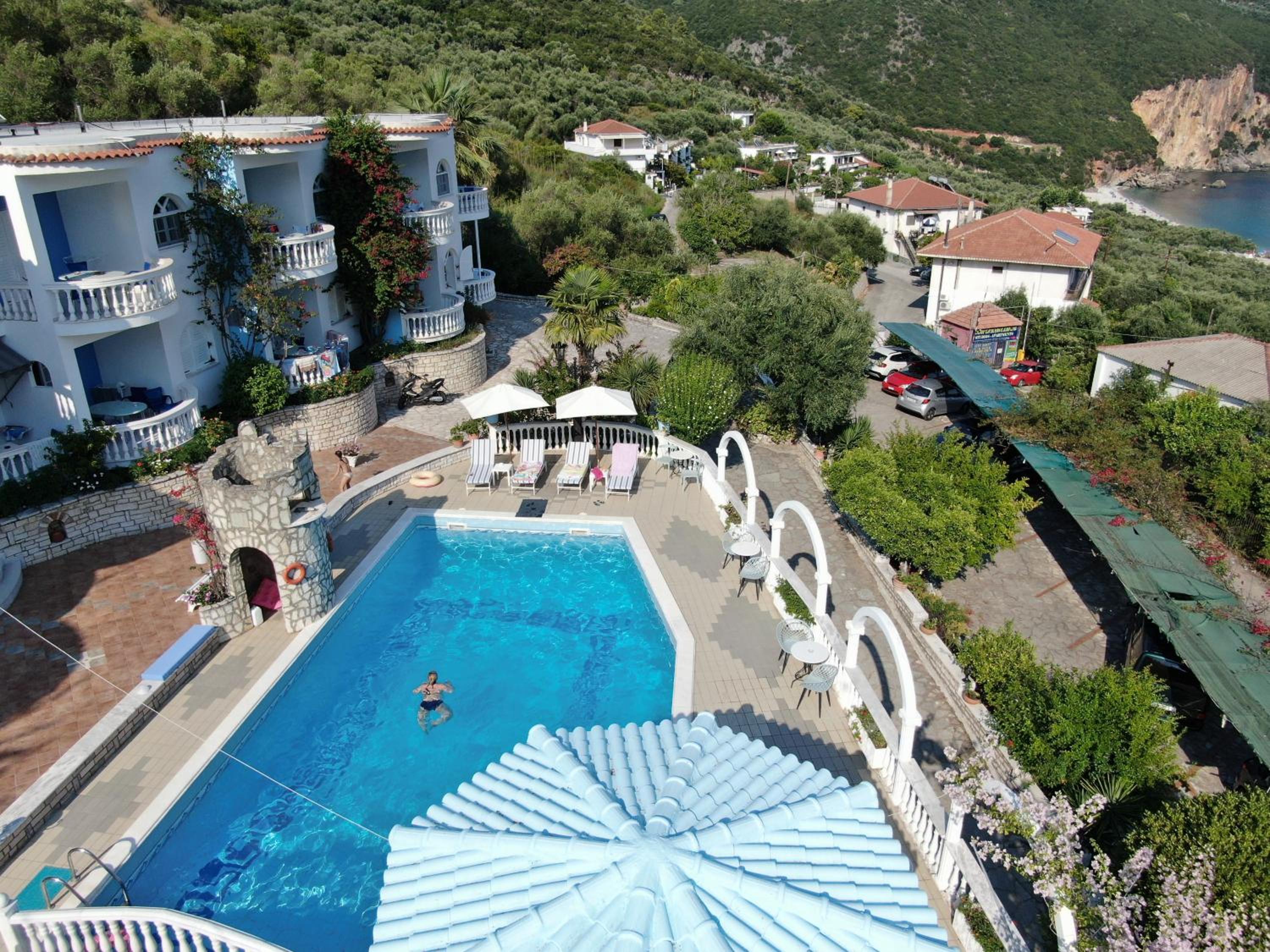 Dolphin Apartments 1