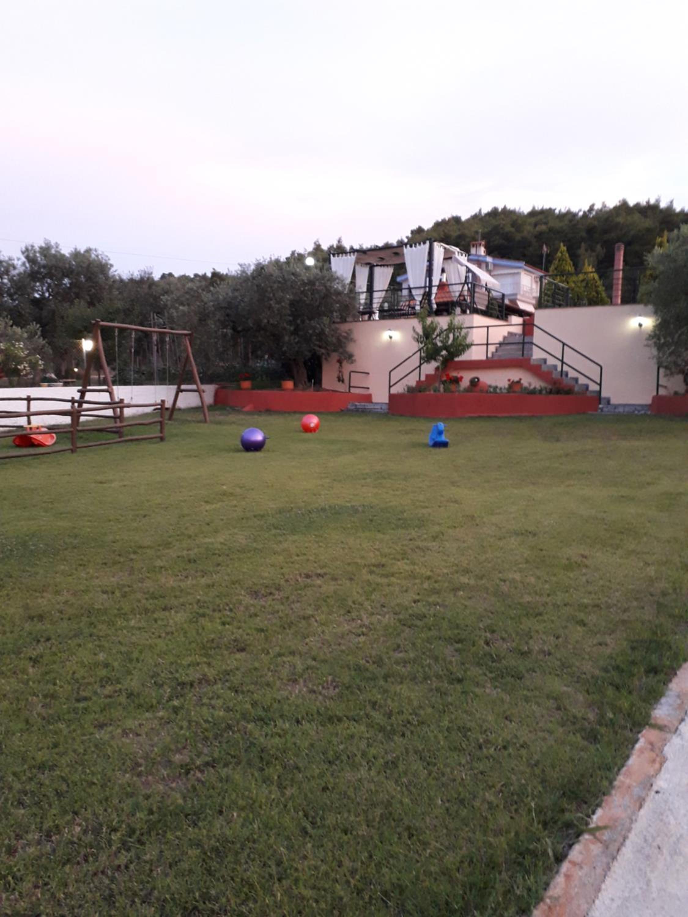 Photo 13