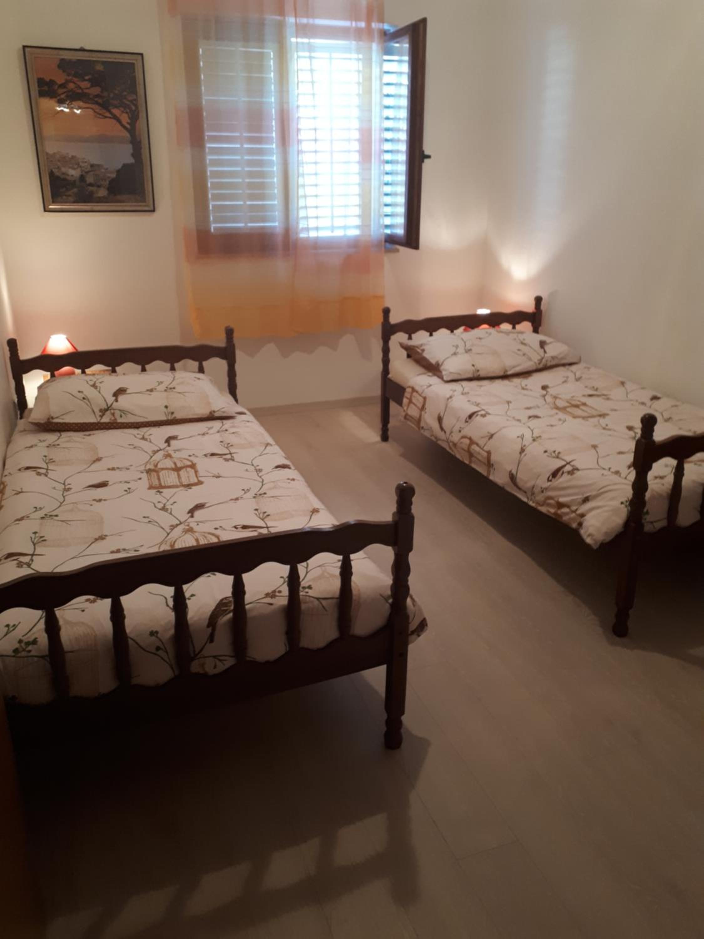 Apartments Njivice Bajcic