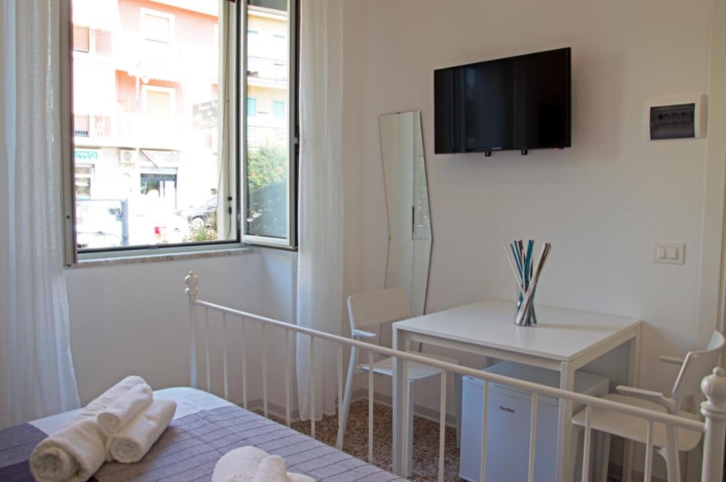 Valente rooms view 4