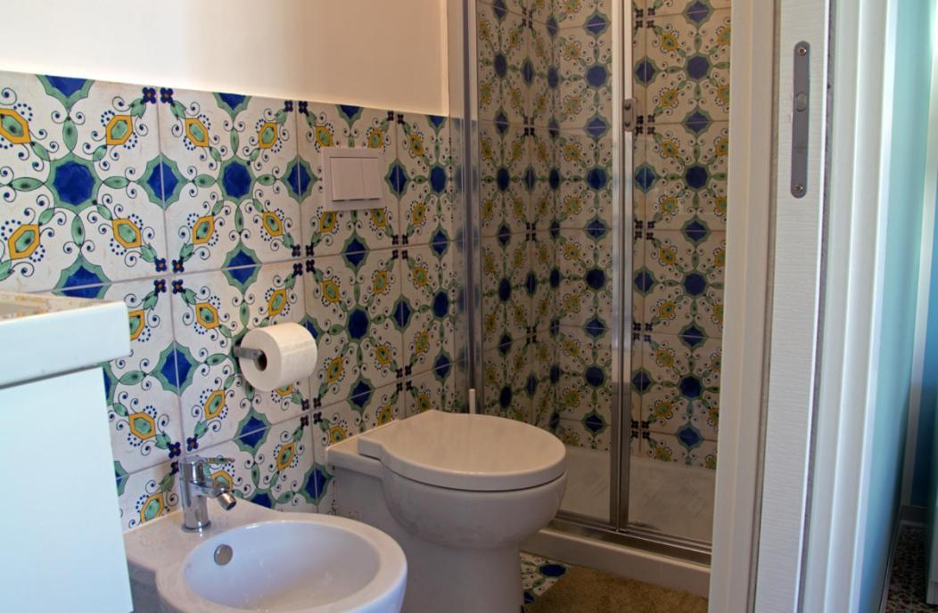 Valente rooms view 3