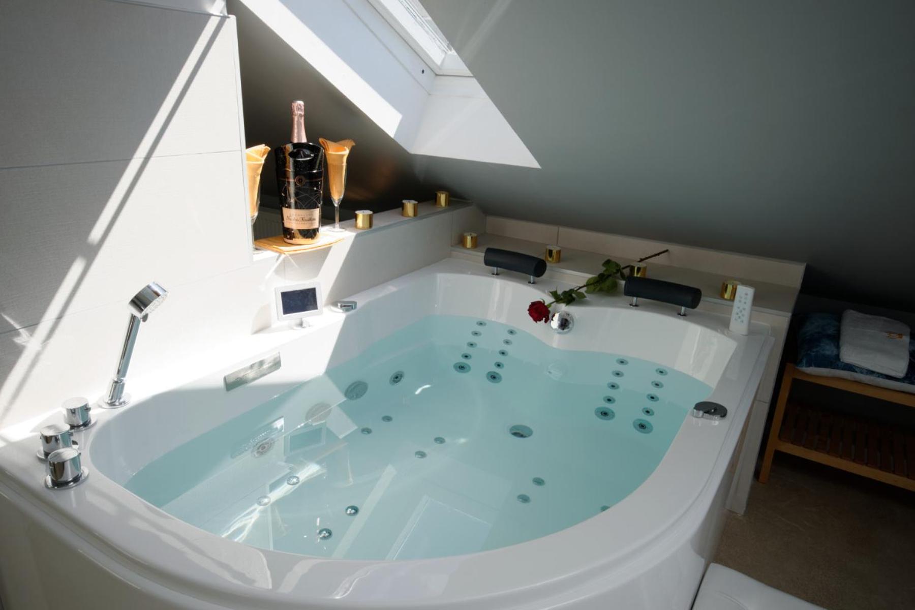 MV Suite & Spa, photo 29