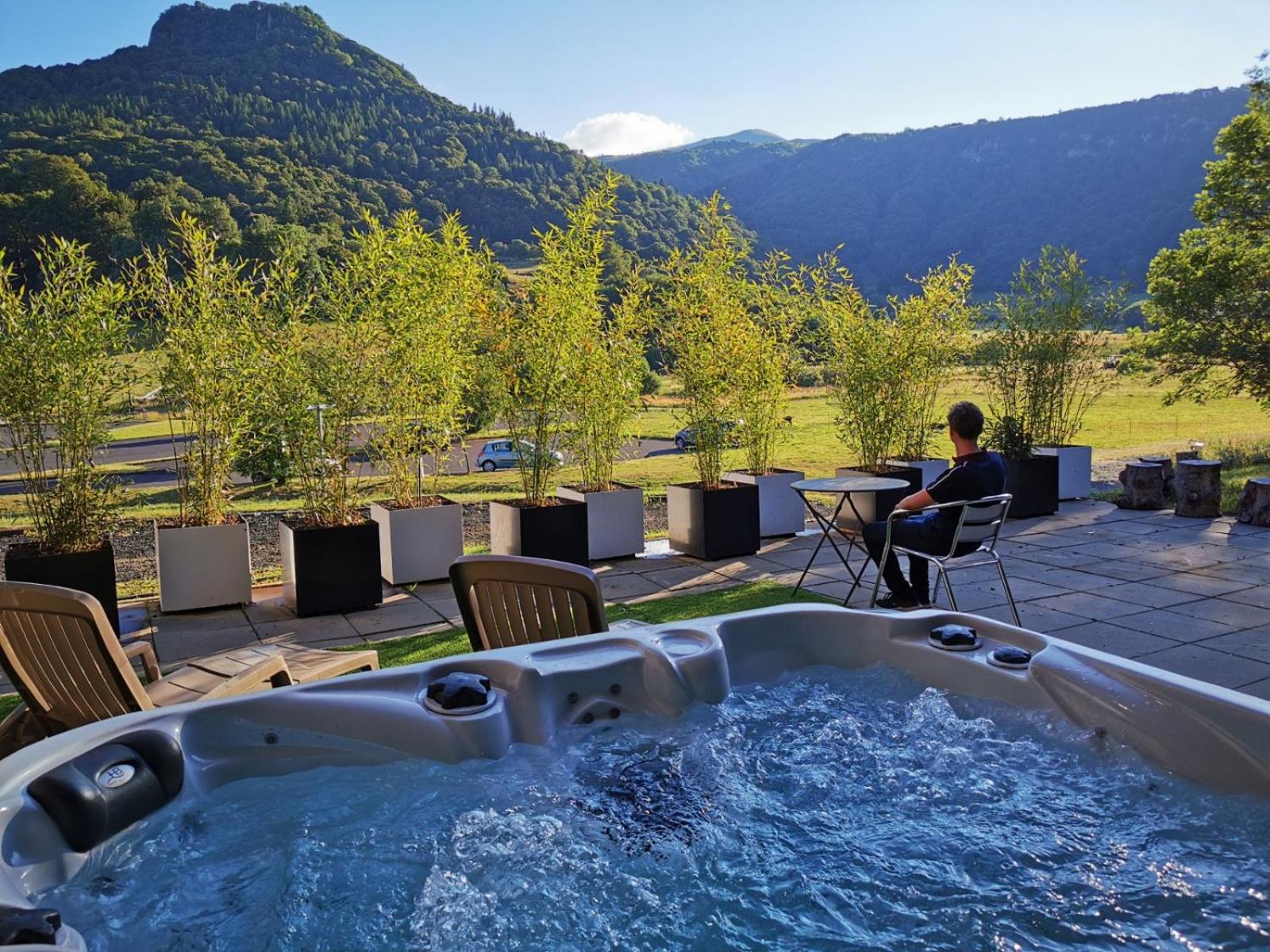 Jacuzzi