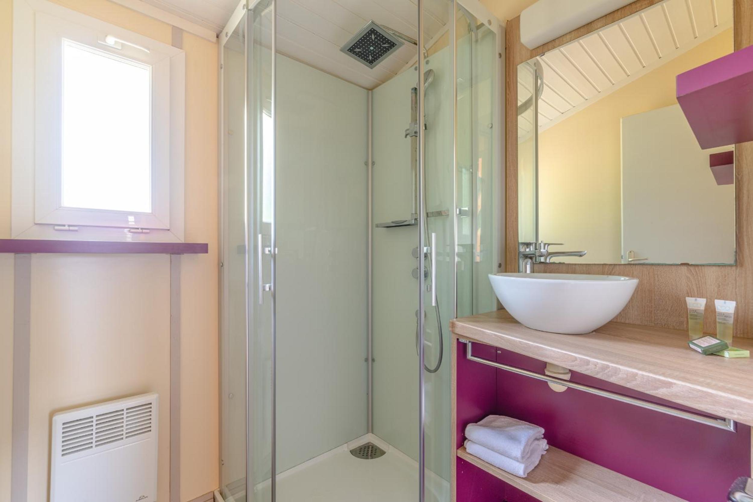 Lagrange Grand Bleu Vacances – Port Lalande Residence view 2