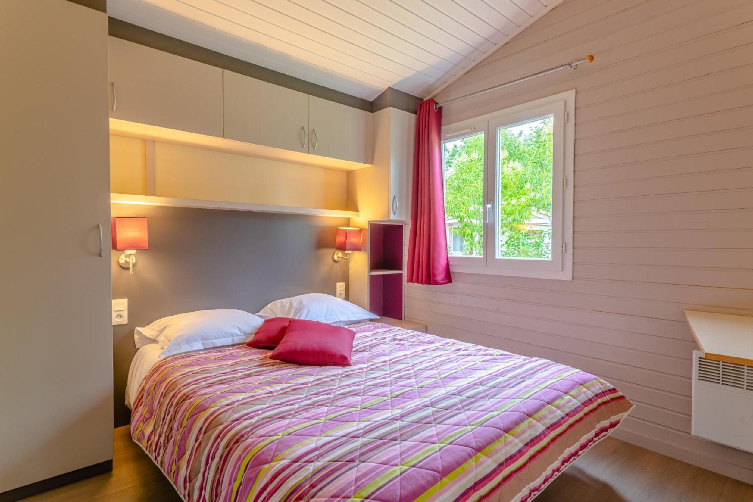 Lagrange Grand Bleu Vacances – Port Lalande Residence