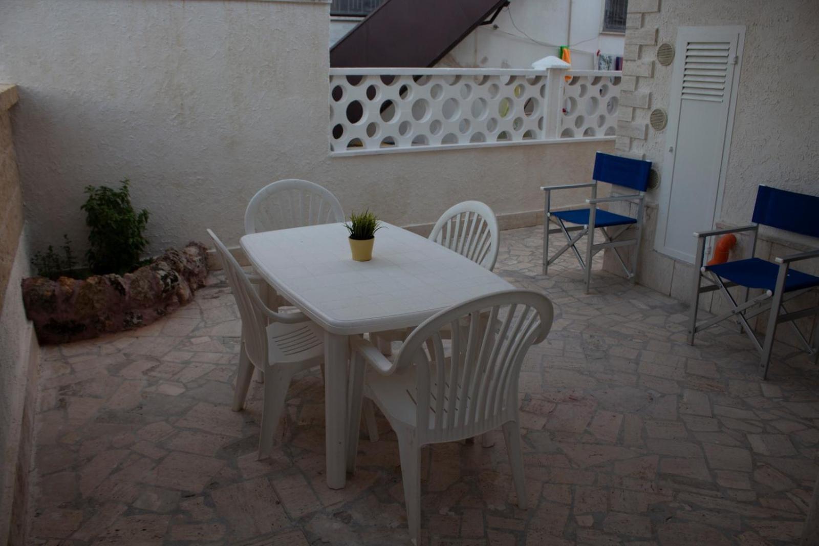 Villetta Louis view 3