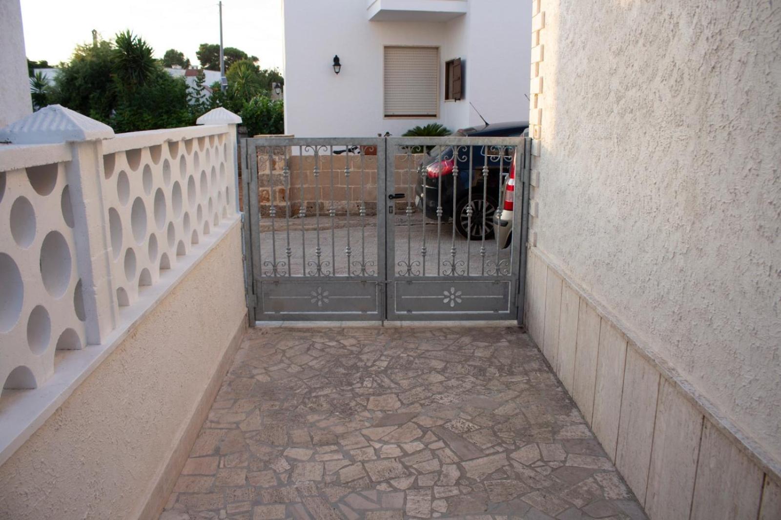 Villetta Louis view 4