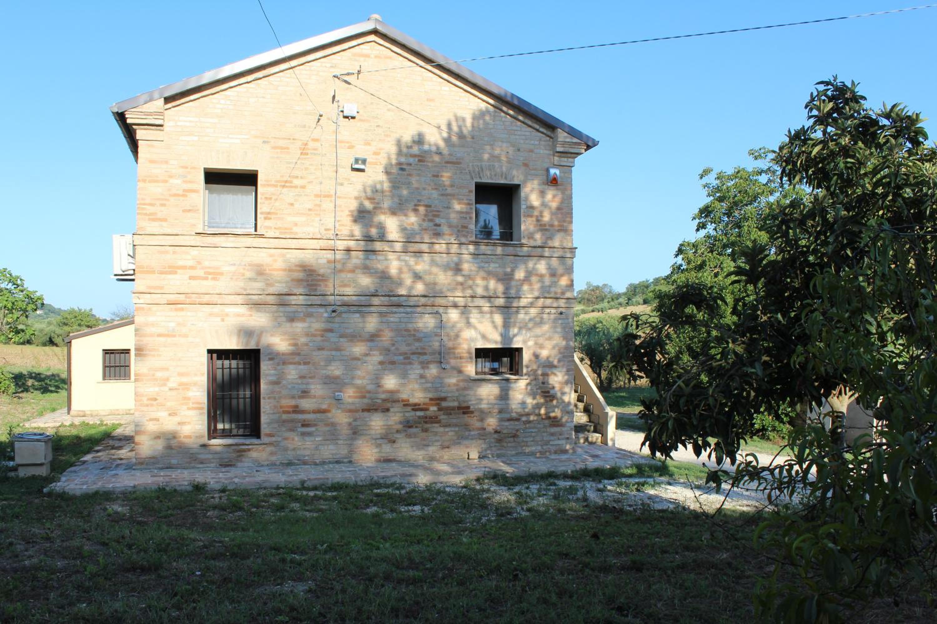 Photo 28