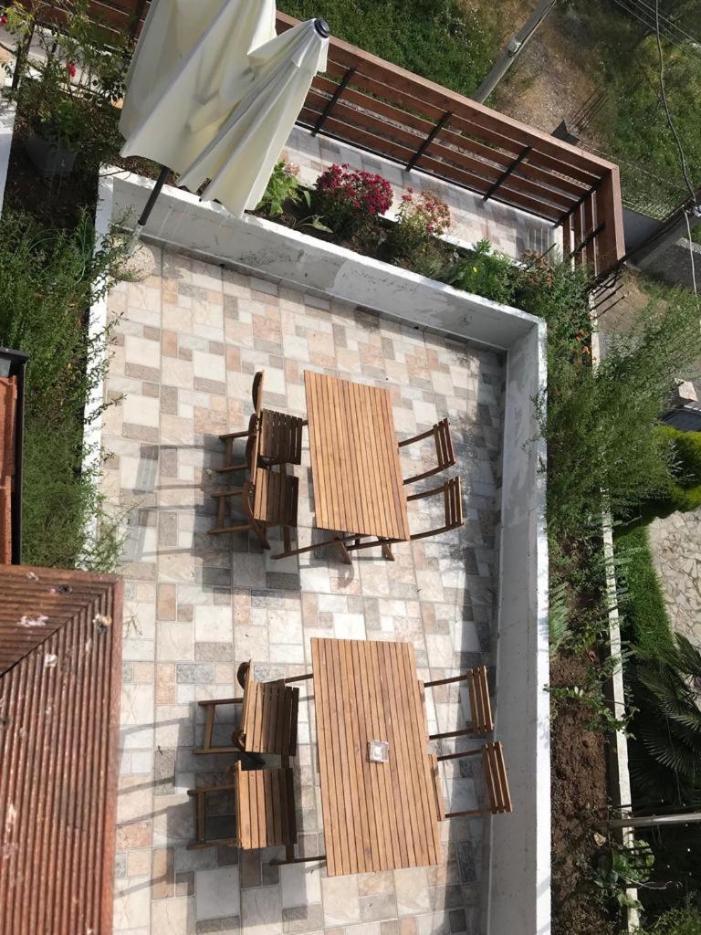 SARA'S VILLA