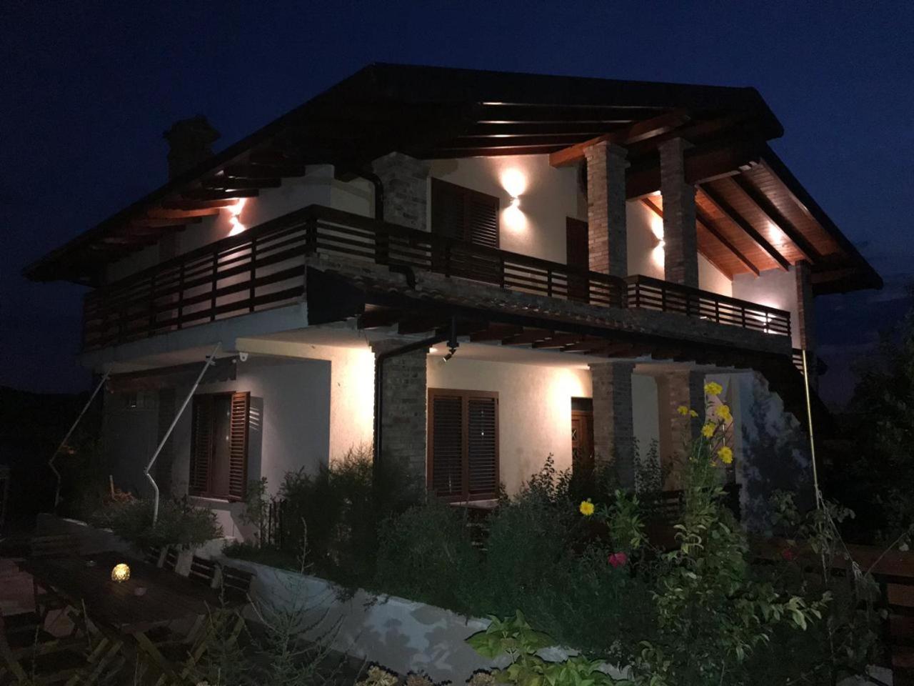 SARA'S VILLA