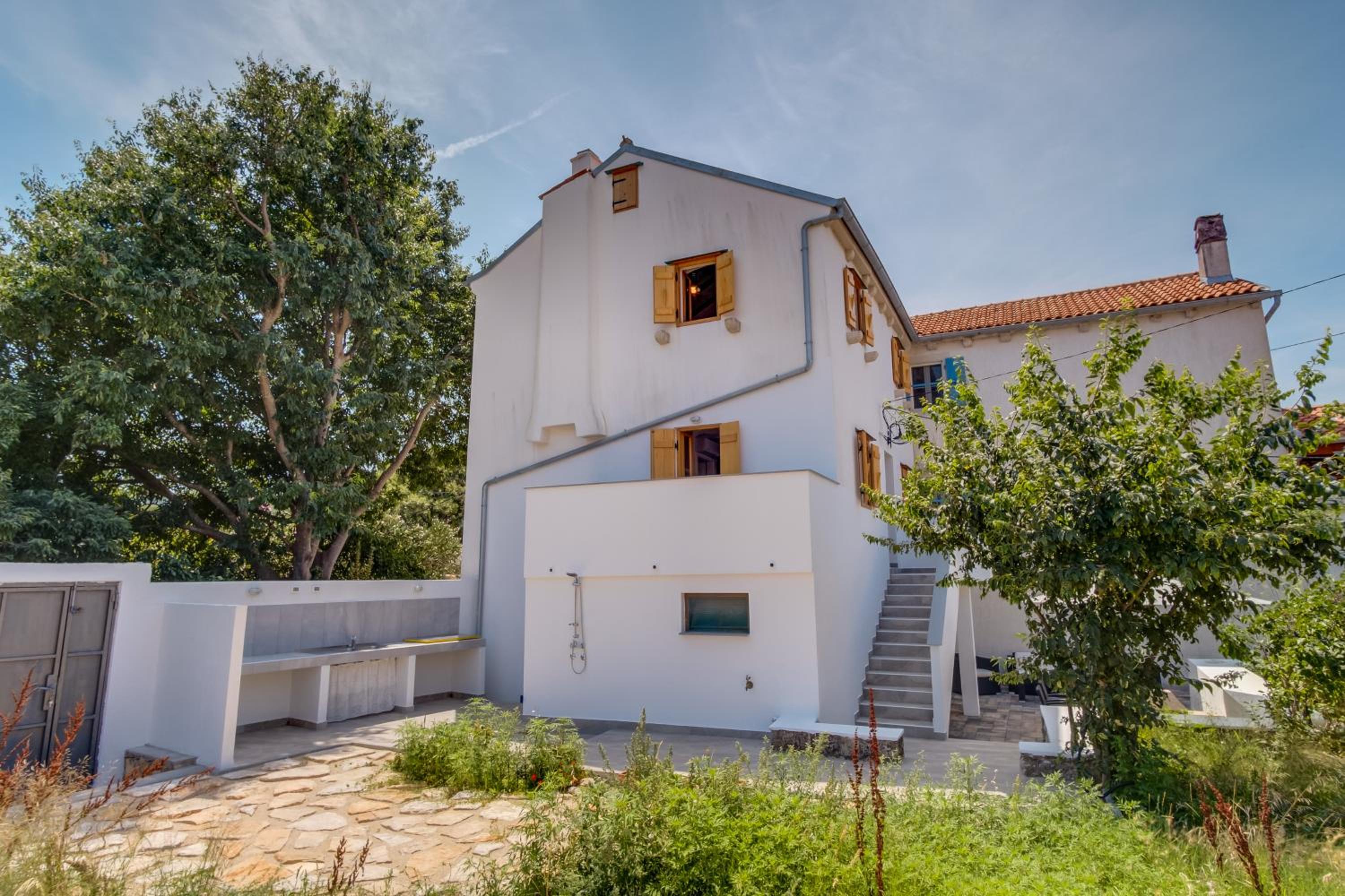 Casa Lussingrande view 2