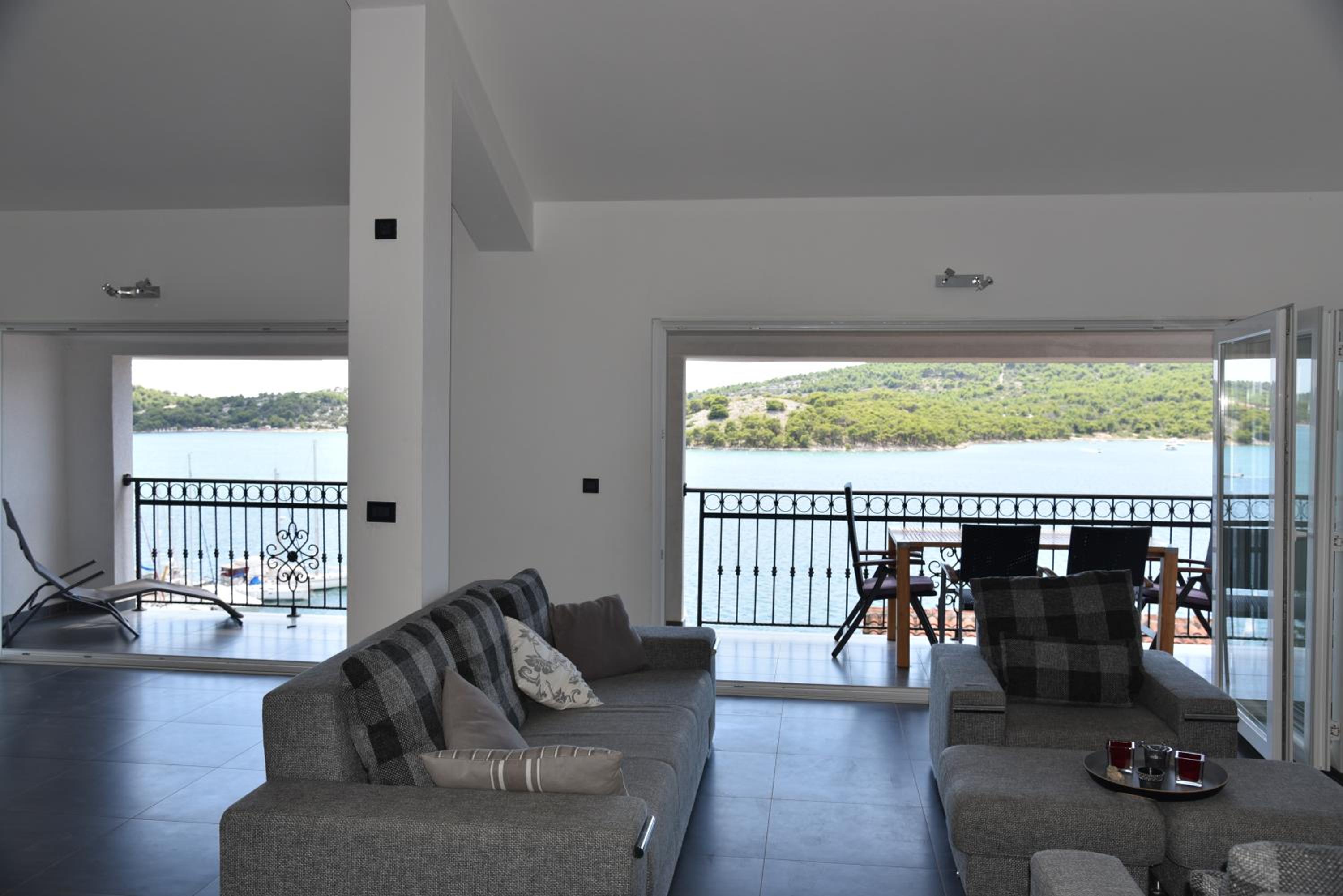Villa Pina Appartment Chantos view 5