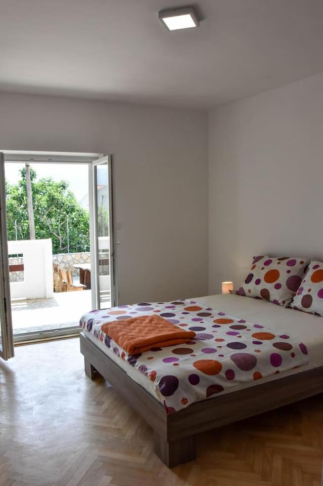 Apartment Rafael view 5