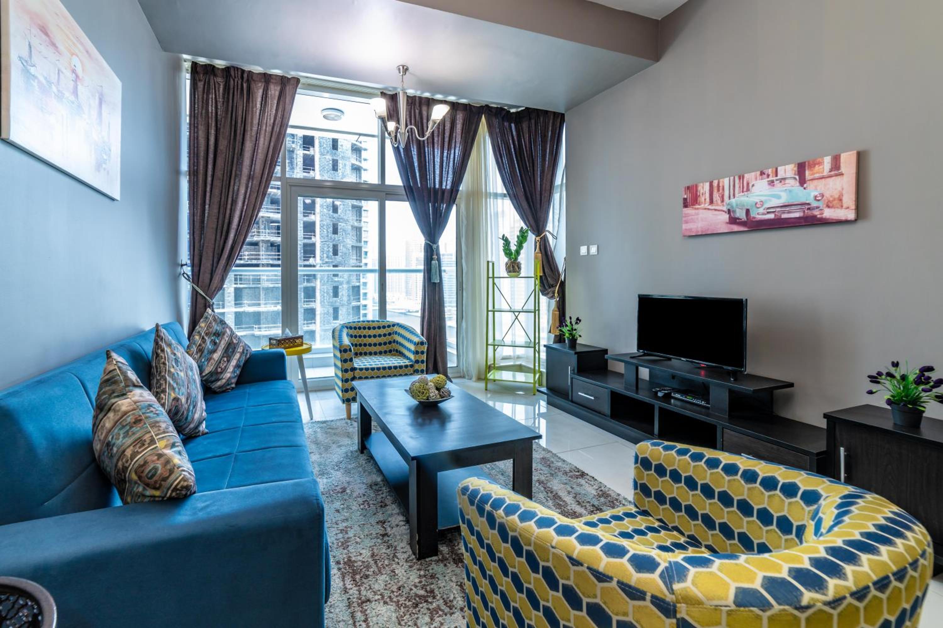 Golden Stay Vacation Homes continental tower marina