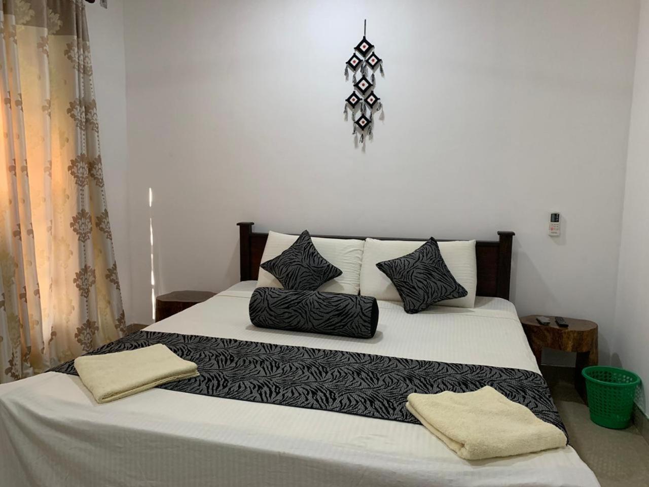 Shan Home Stay Sigiriya