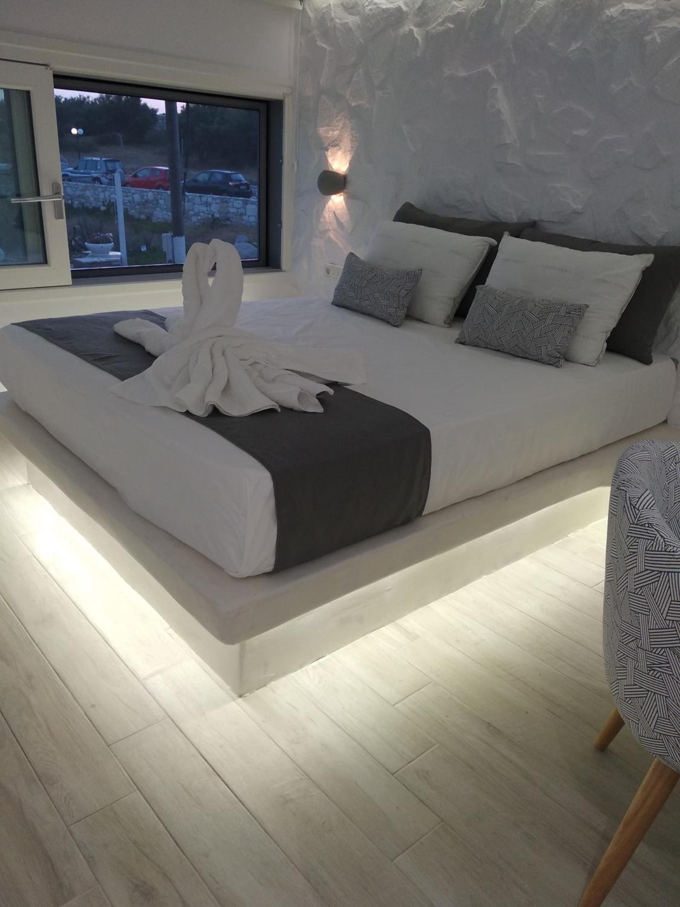 Marina's Suites