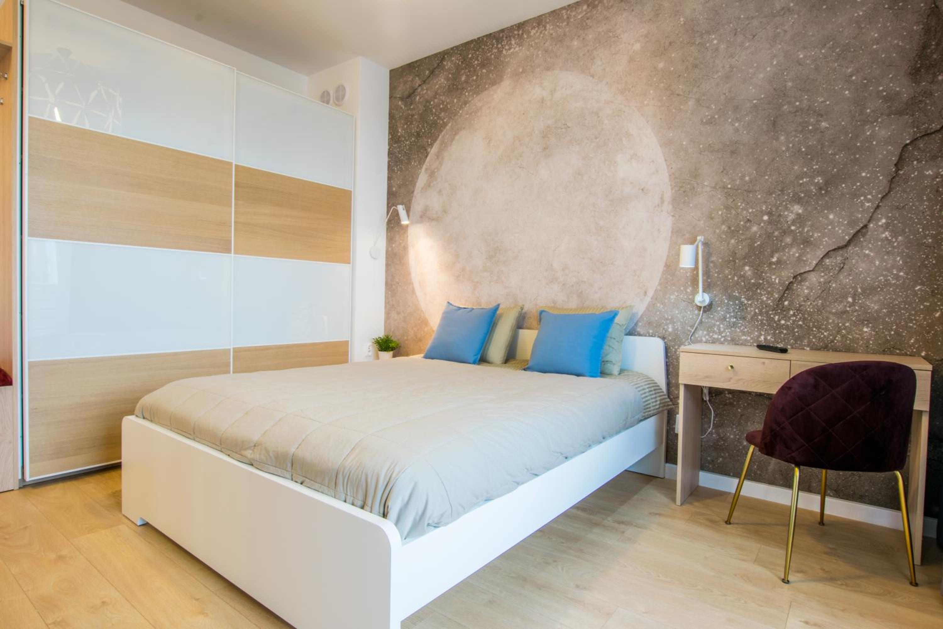 W&K Apartments - Moon Suite view 3