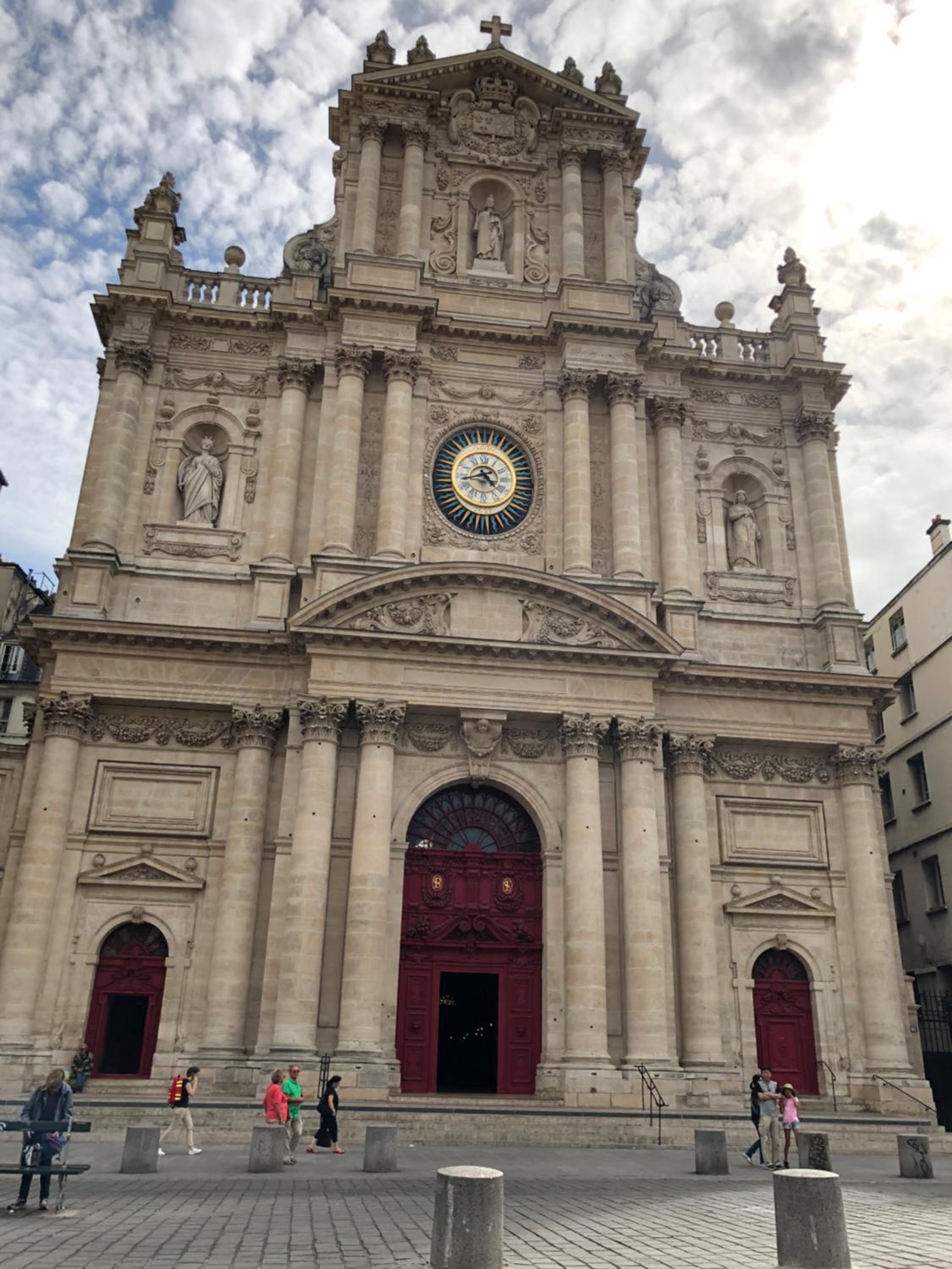 BEAUTY SAINT PAUL