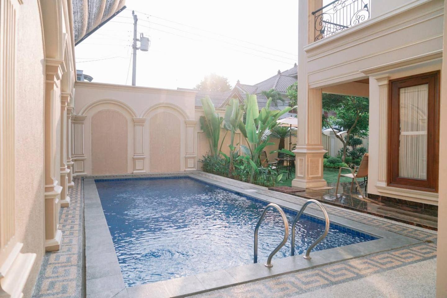 Fernasya House