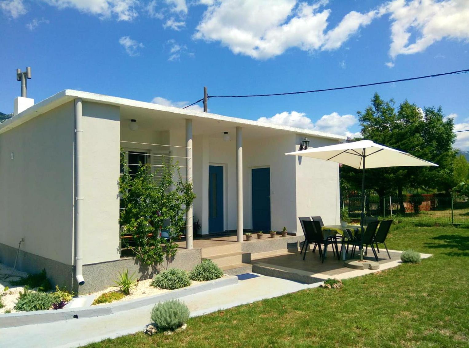 Seline Summer Home view 3