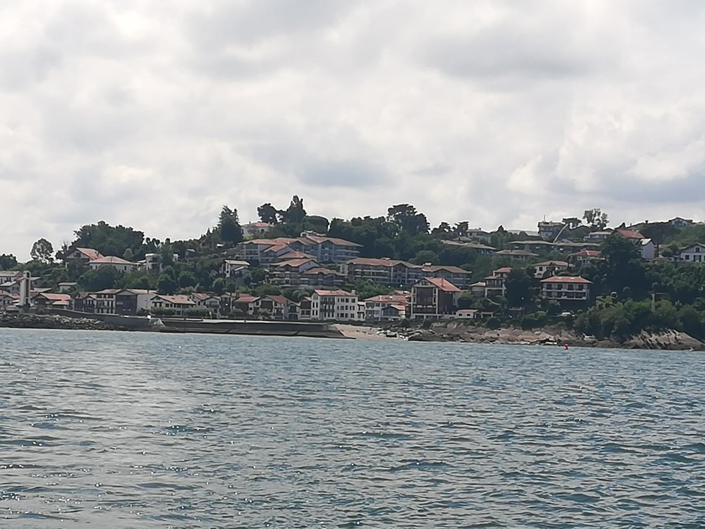 Lake House St Pee Sur Nivelle view 3