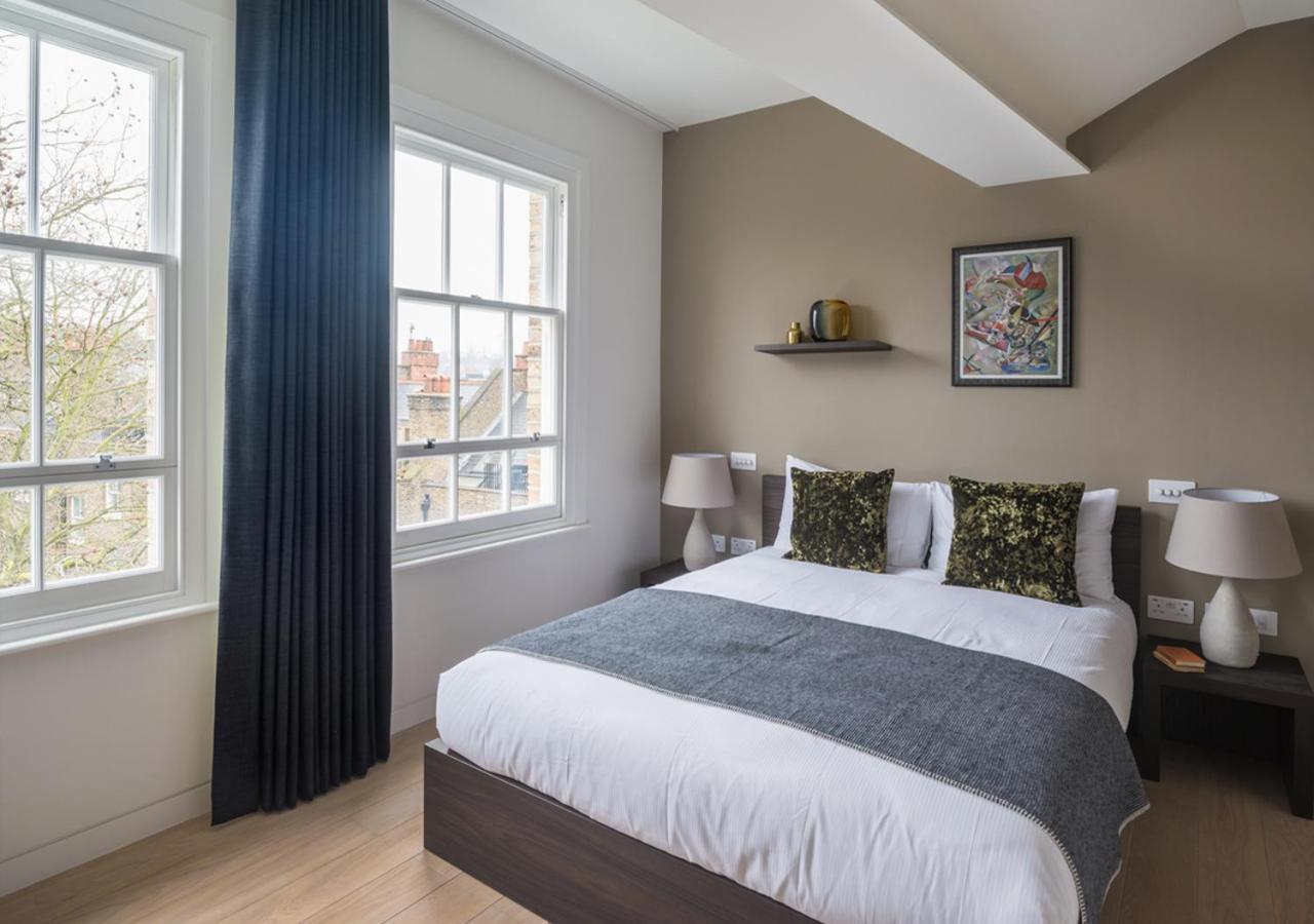Mirabilis Apartments, Wells Court