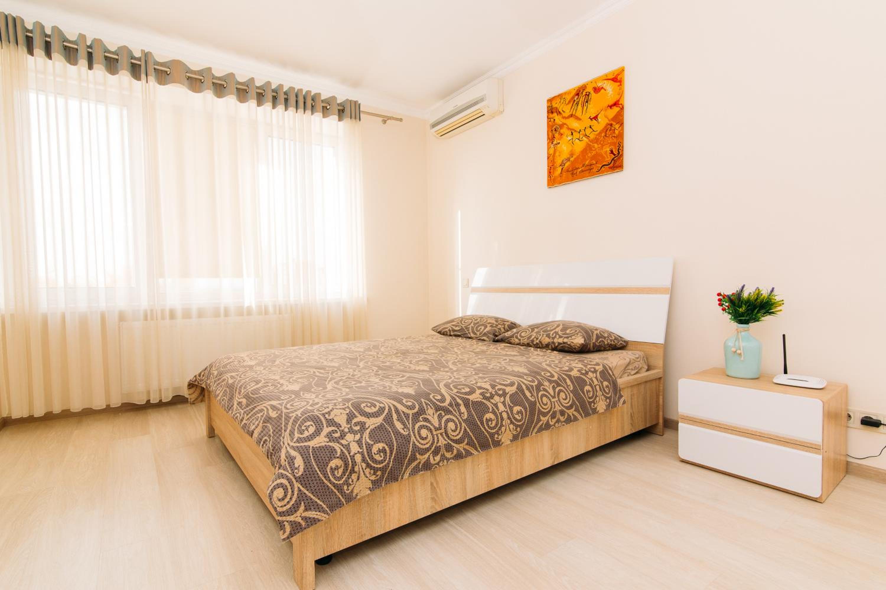 Luxury Studio Apart-Hotel in Centre 2 Room