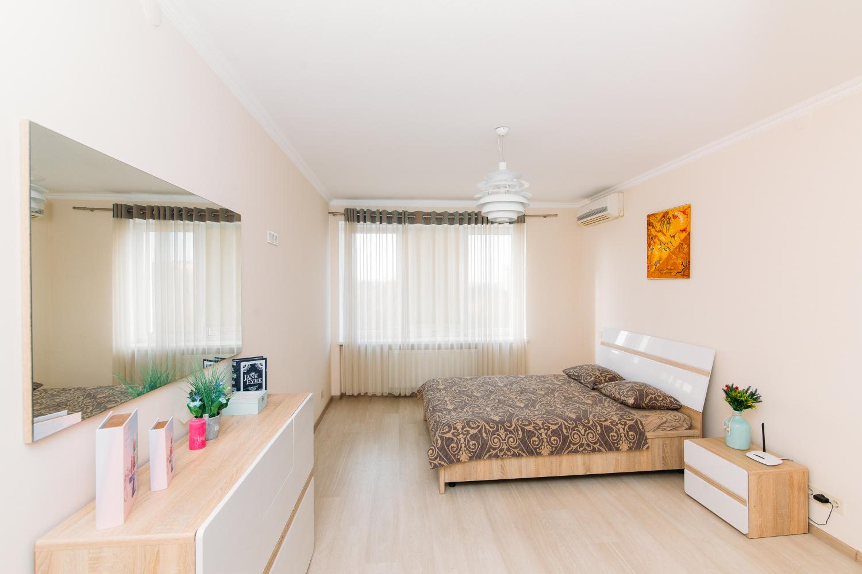 Luxury Studio Apart-Hotel in Centre 2 Room