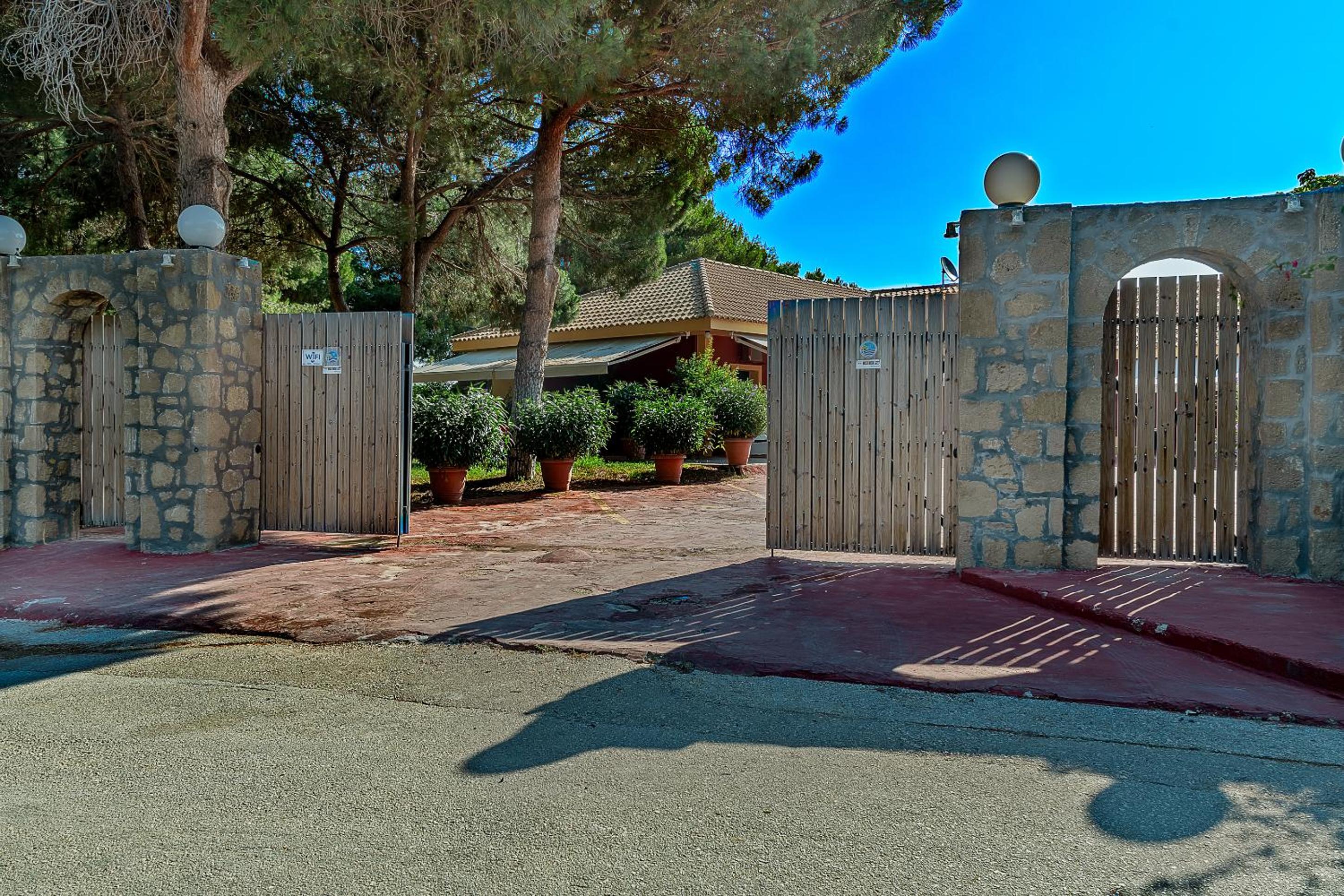 Photo 48