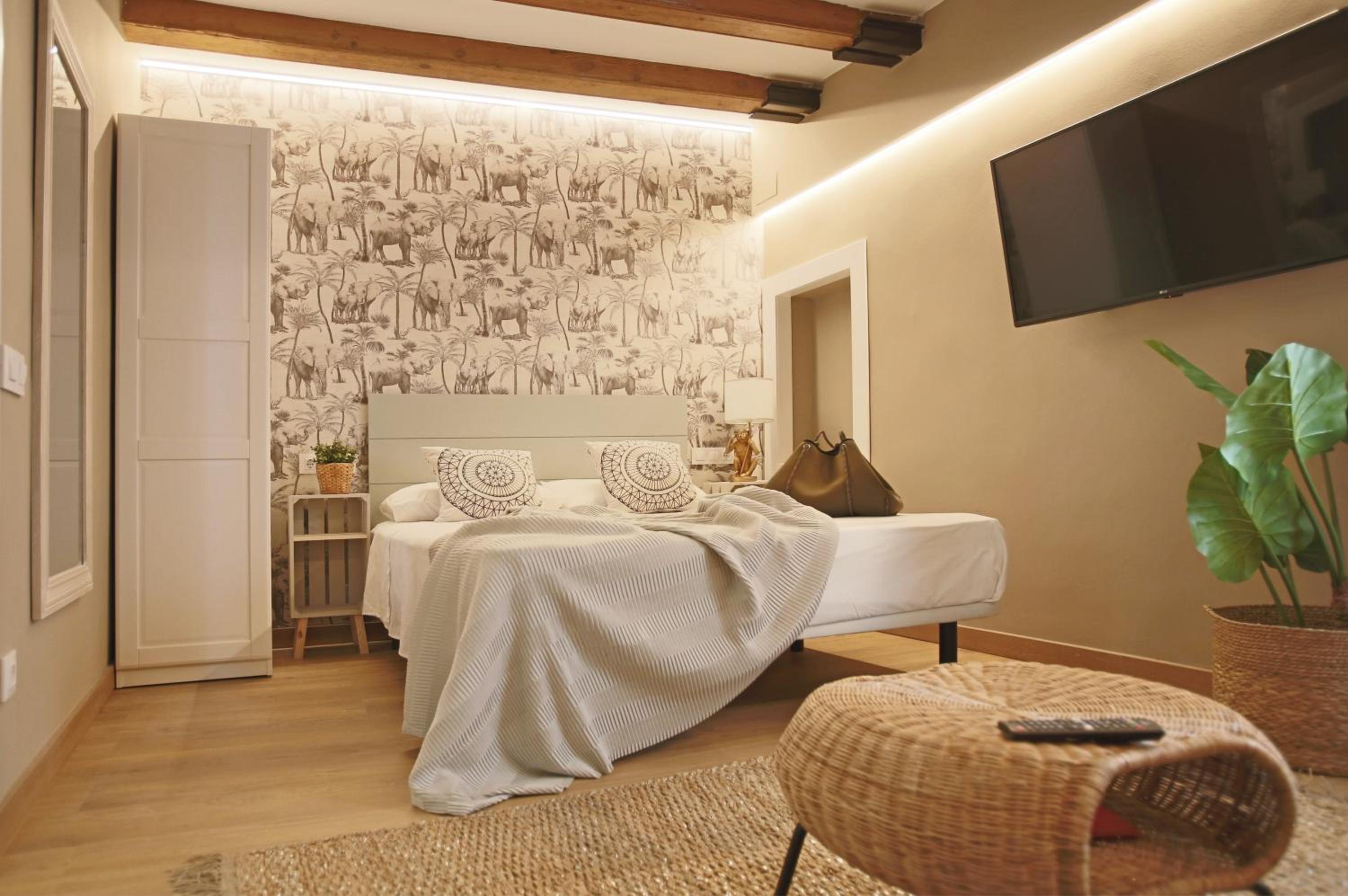 Suite Place Barcelona Diputació