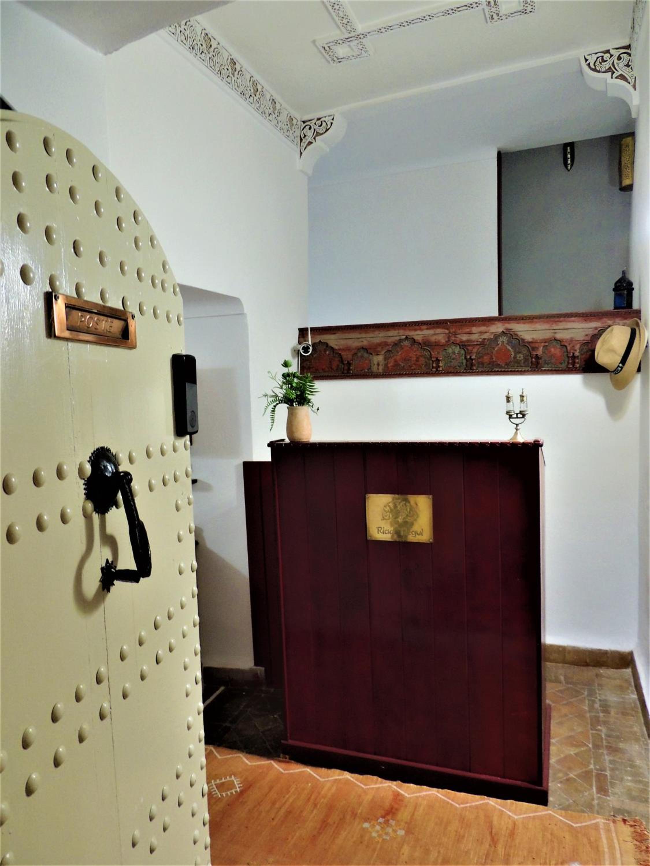 Riad Tizgui Celine
