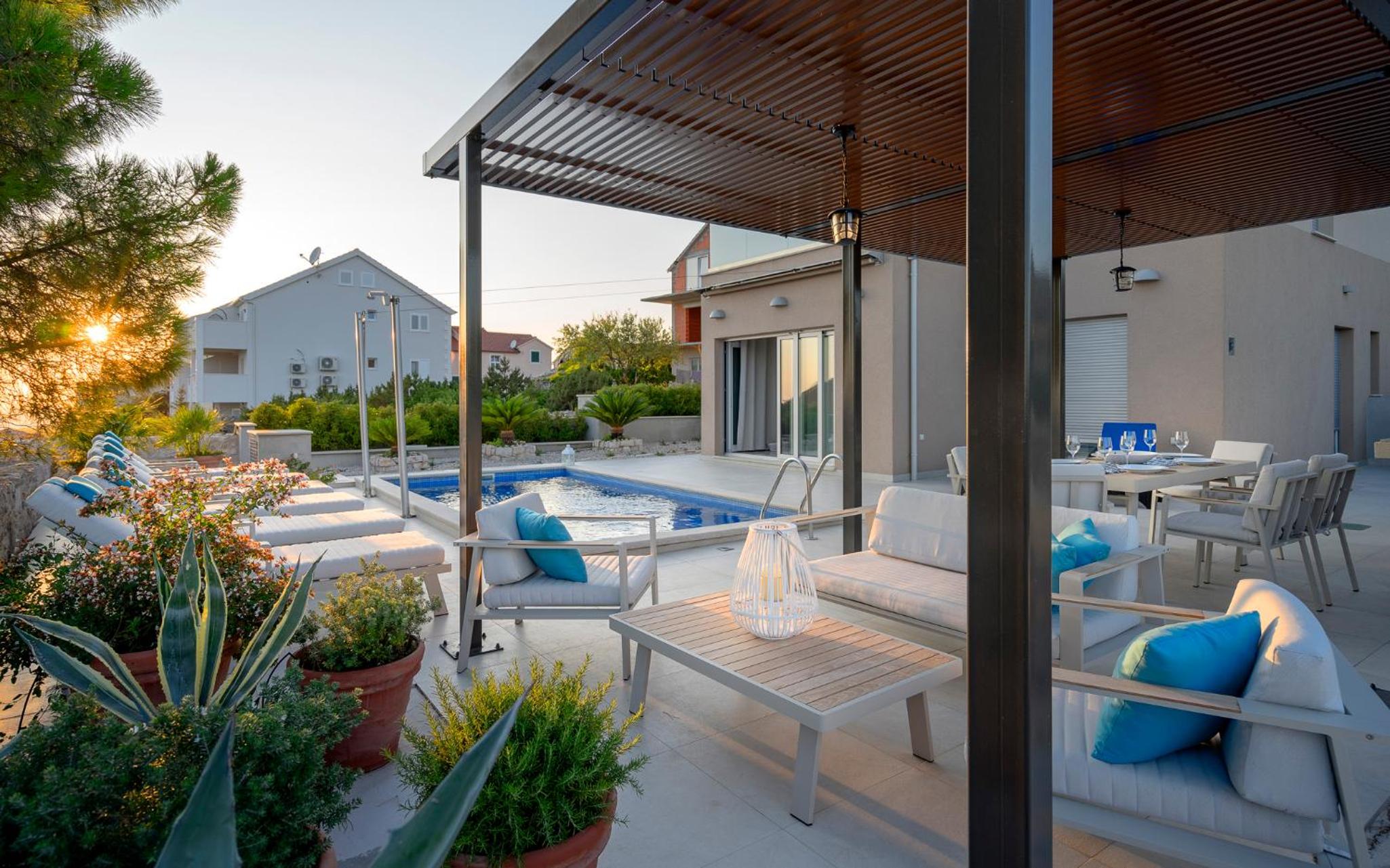Villa Moderna Family Friendly view 2