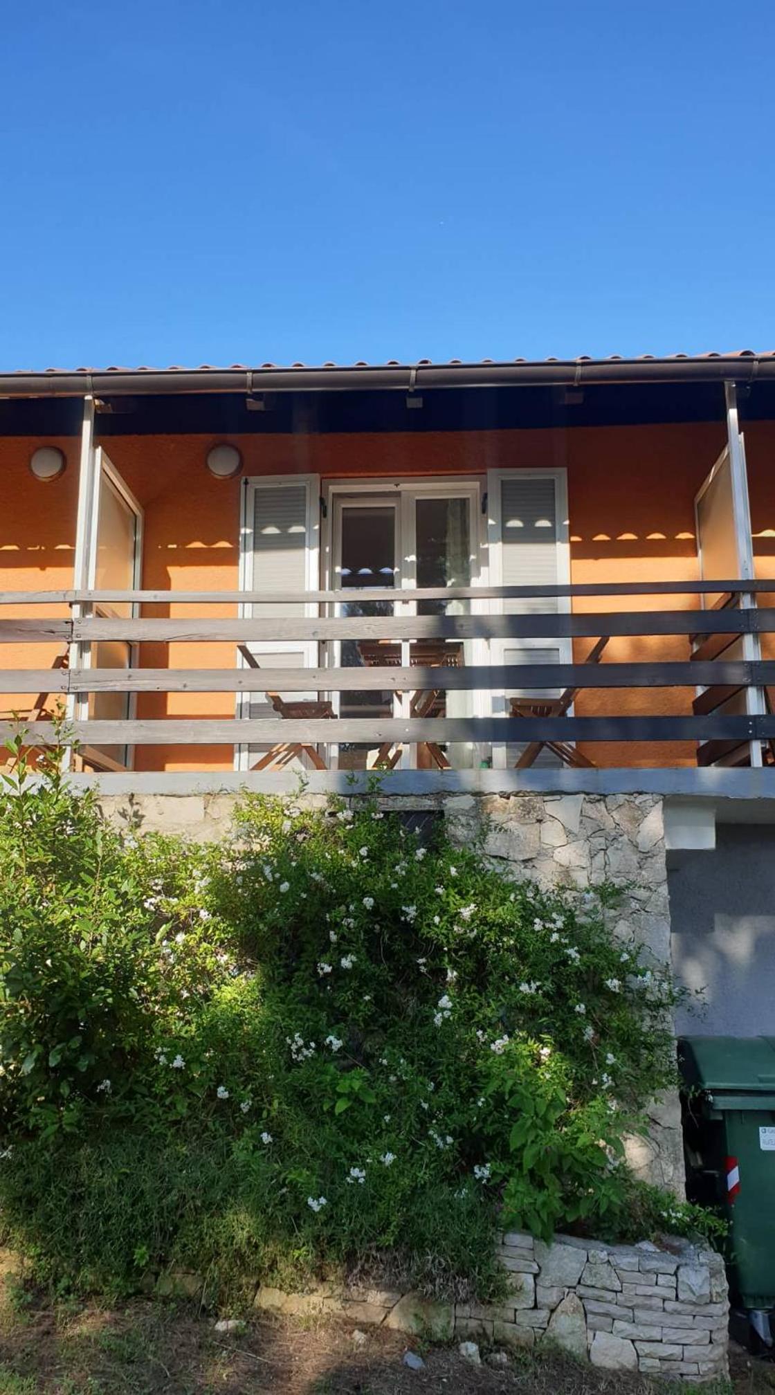 Studio apartment - seaview